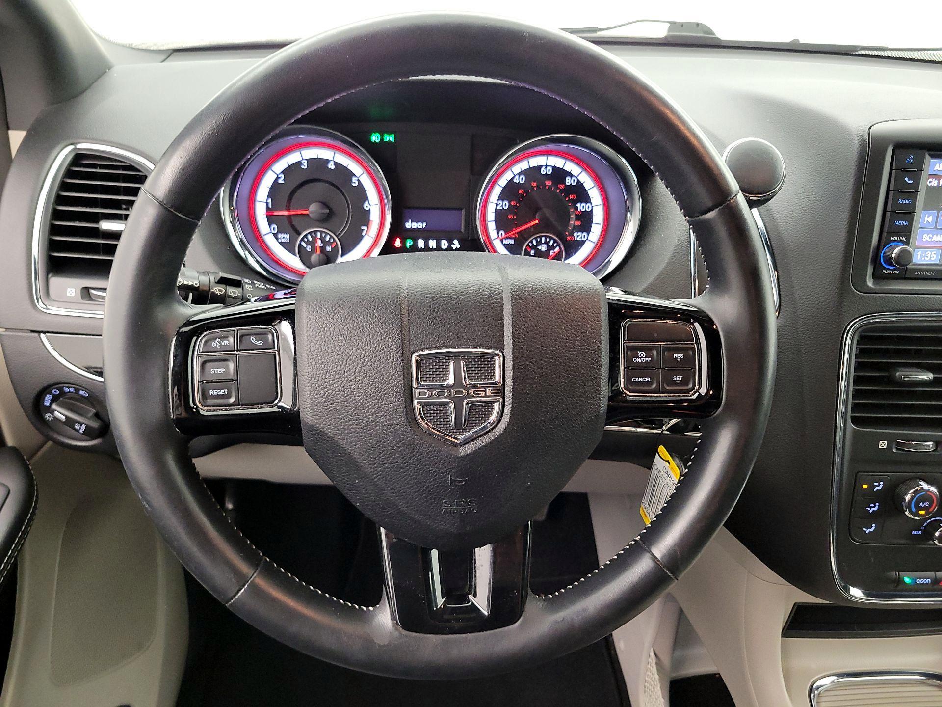 Thumbnail: 2019 Dodge Grand Caravan - 10