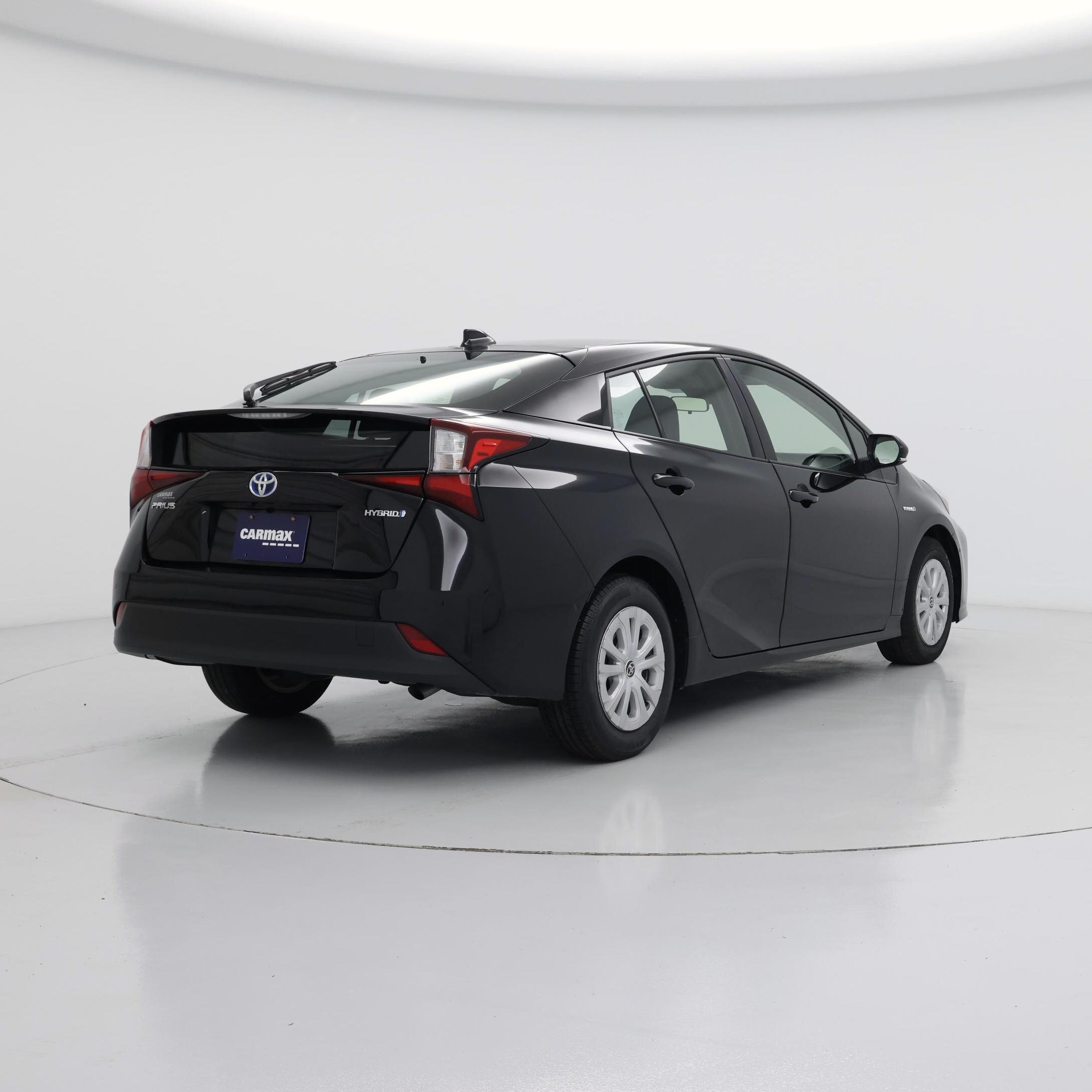 Thumbnail: 2022 Toyota Prius - 8