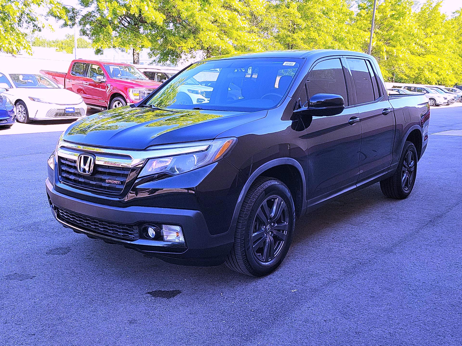 Thumbnail: 2017 Honda Ridgeline - 3