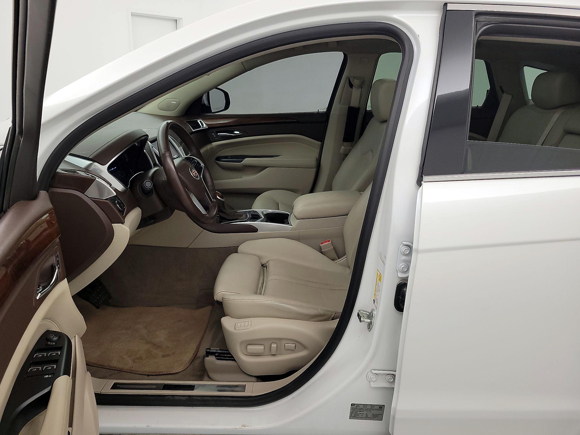 Thumbnail: 2015 Cadillac SRX - 11