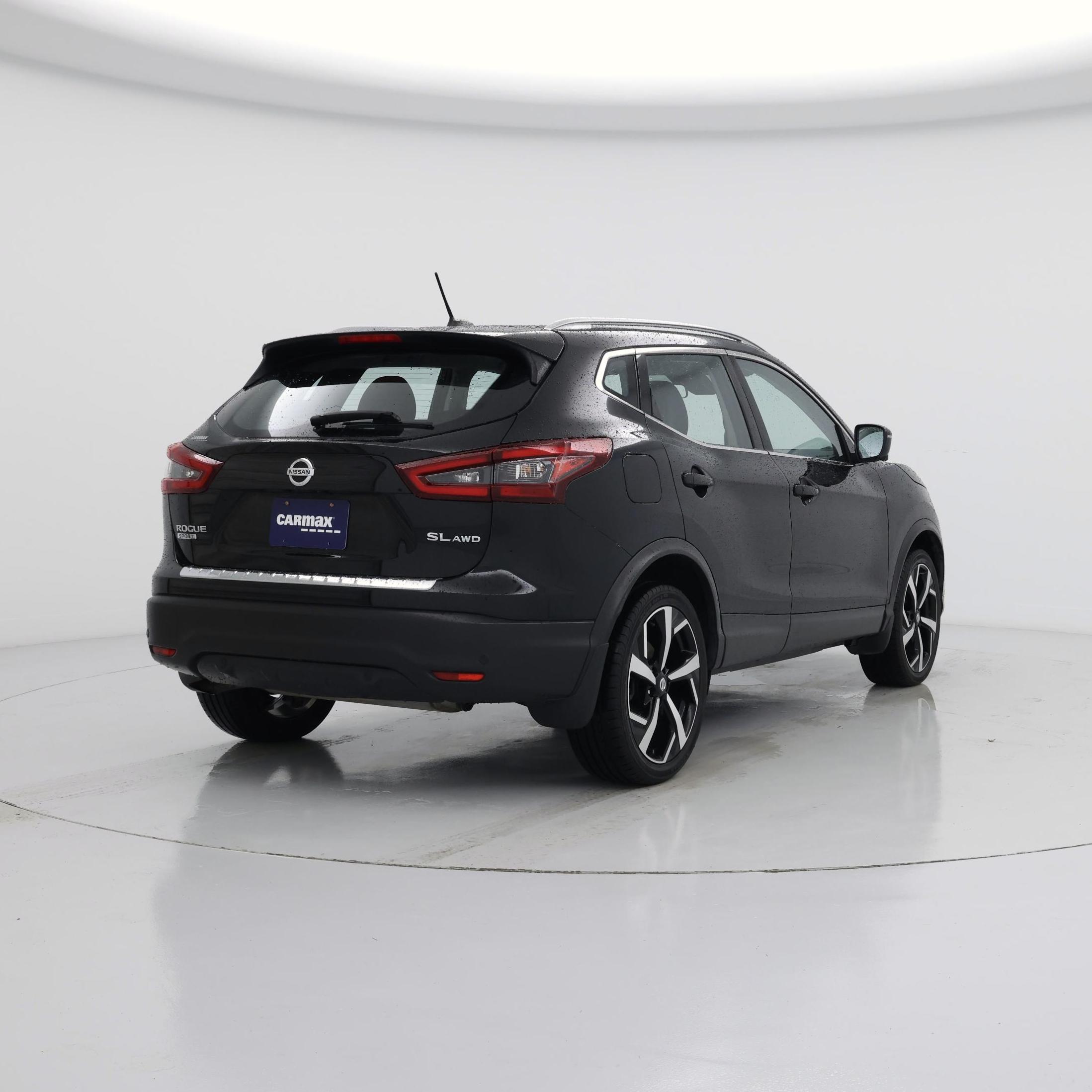 Thumbnail: 2022 Nissan Rogue Sport - 8
