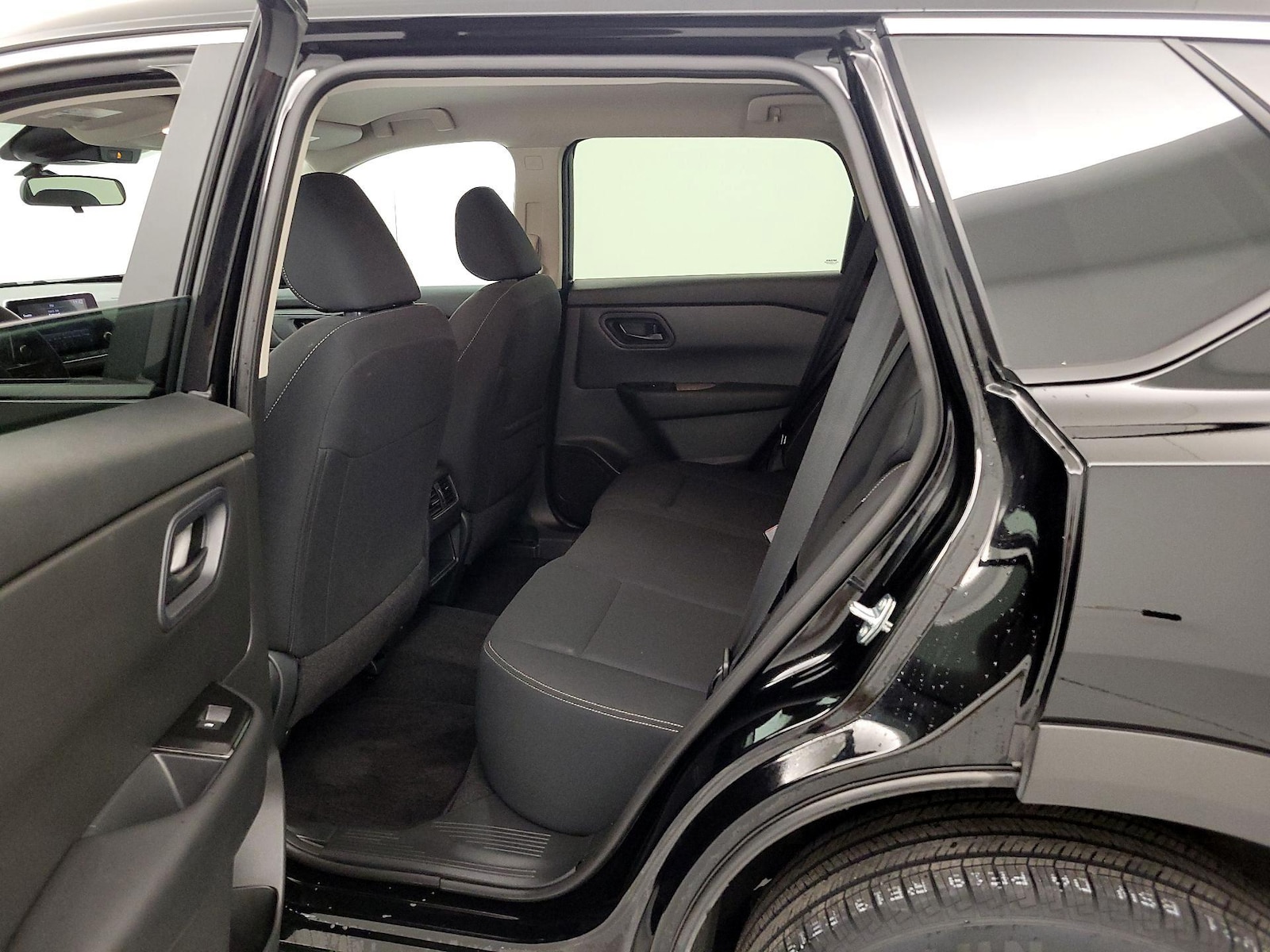 2024 Nissan Rogue S - Photo 20