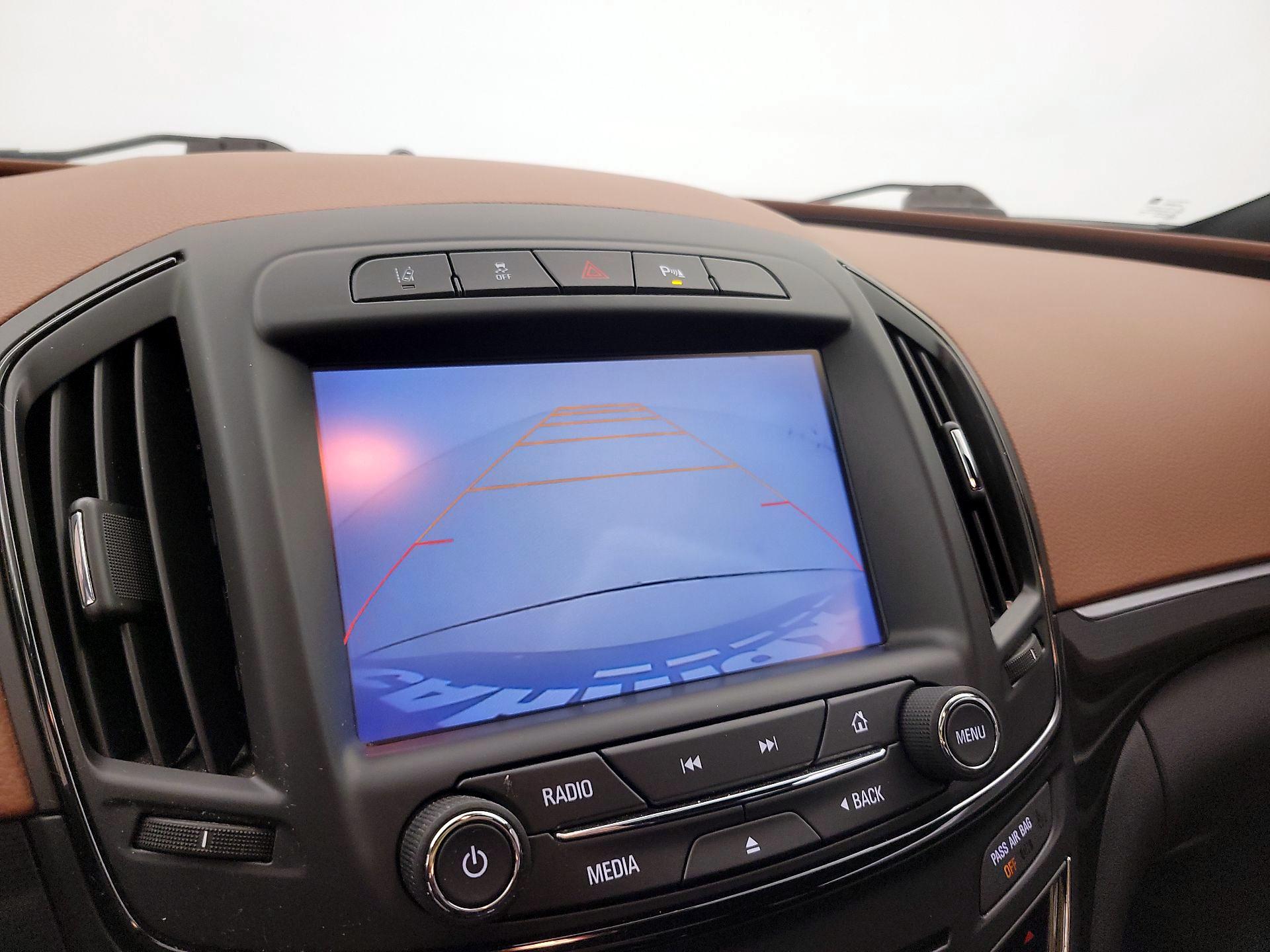 Thumbnail: 2017 Buick Regal - 15