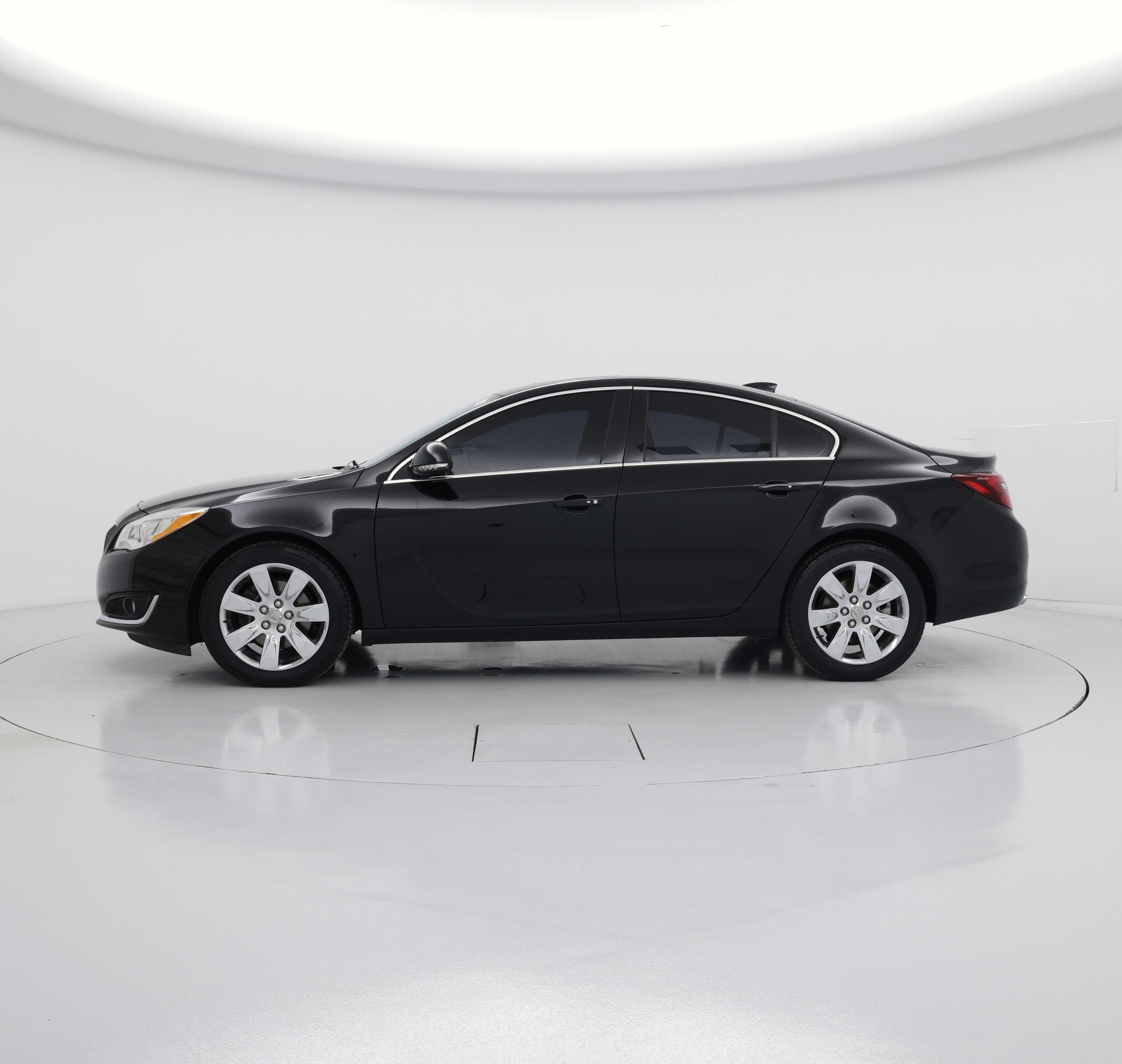 Thumbnail: 2017 Buick Regal - 3