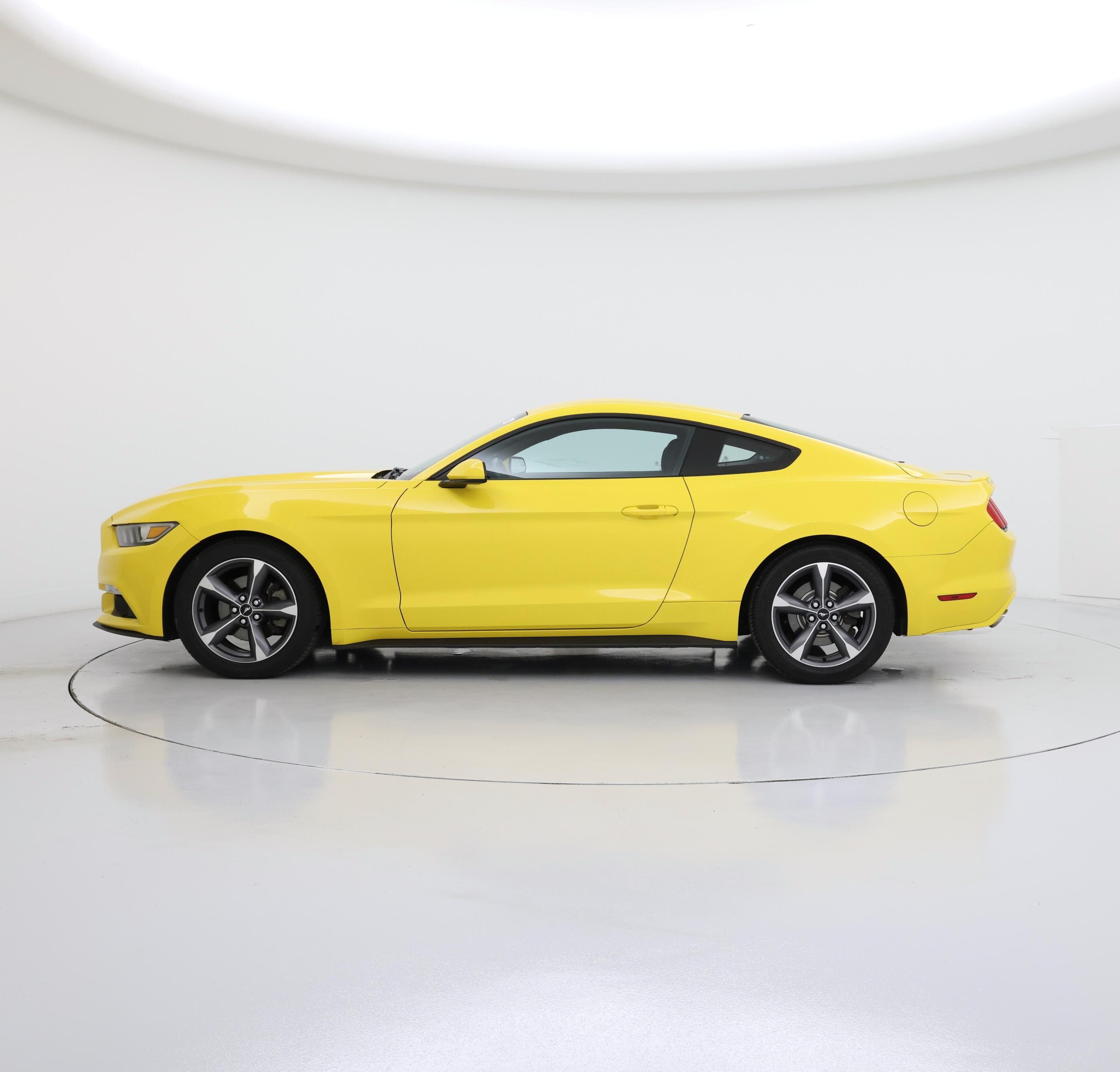 Thumbnail: 2015 Ford Mustang - 3