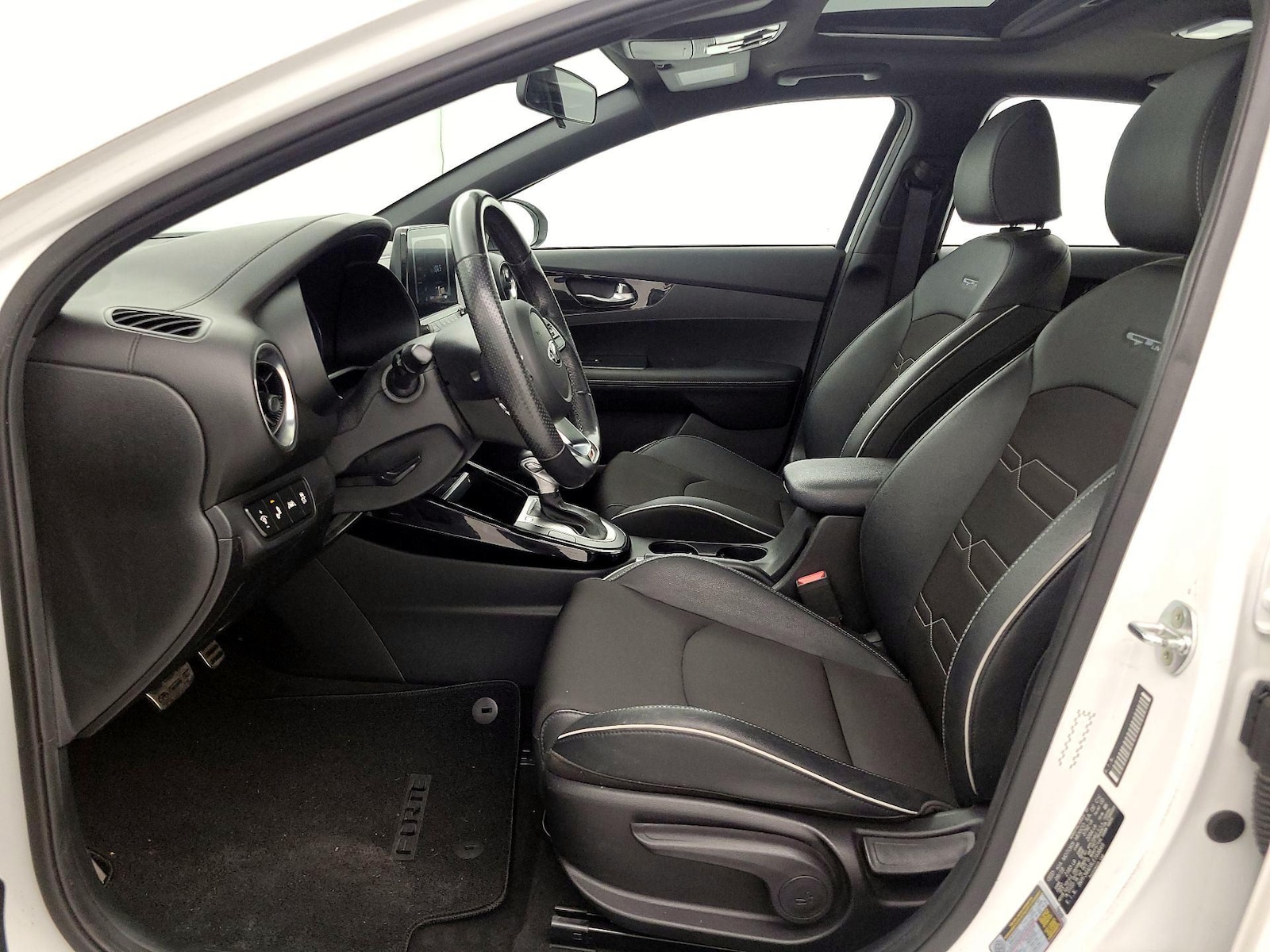 2020 Kia FORTE GT-Line - Photo 12