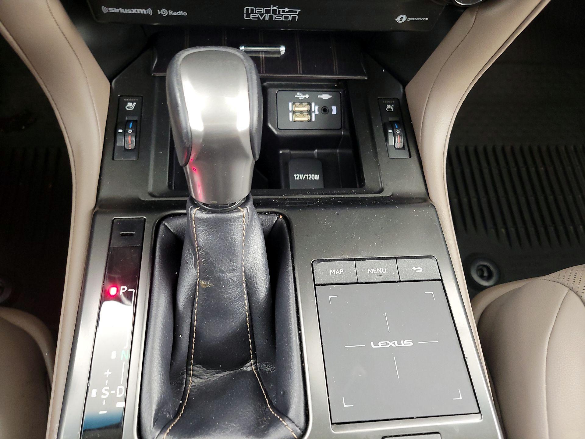 Thumbnail: 2022 Lexus GX - 18