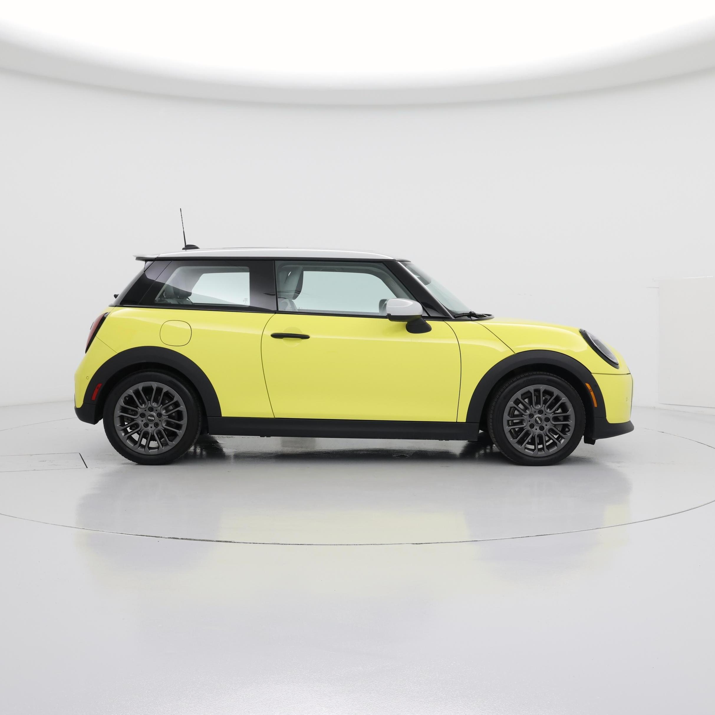 Thumbnail: 2025 MINI Cooper Hardtop - 7