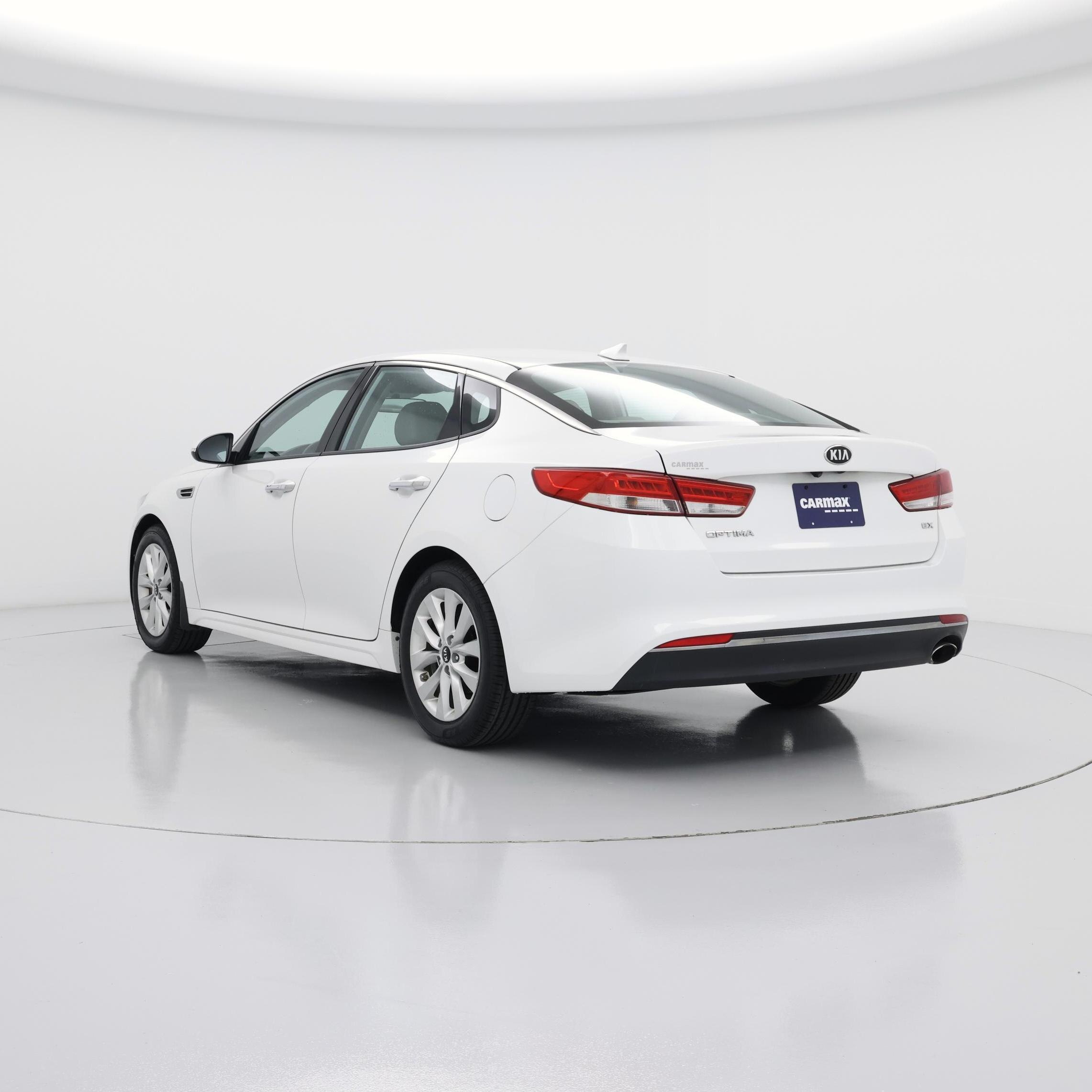 Thumbnail: 2017 Kia Optima - 2