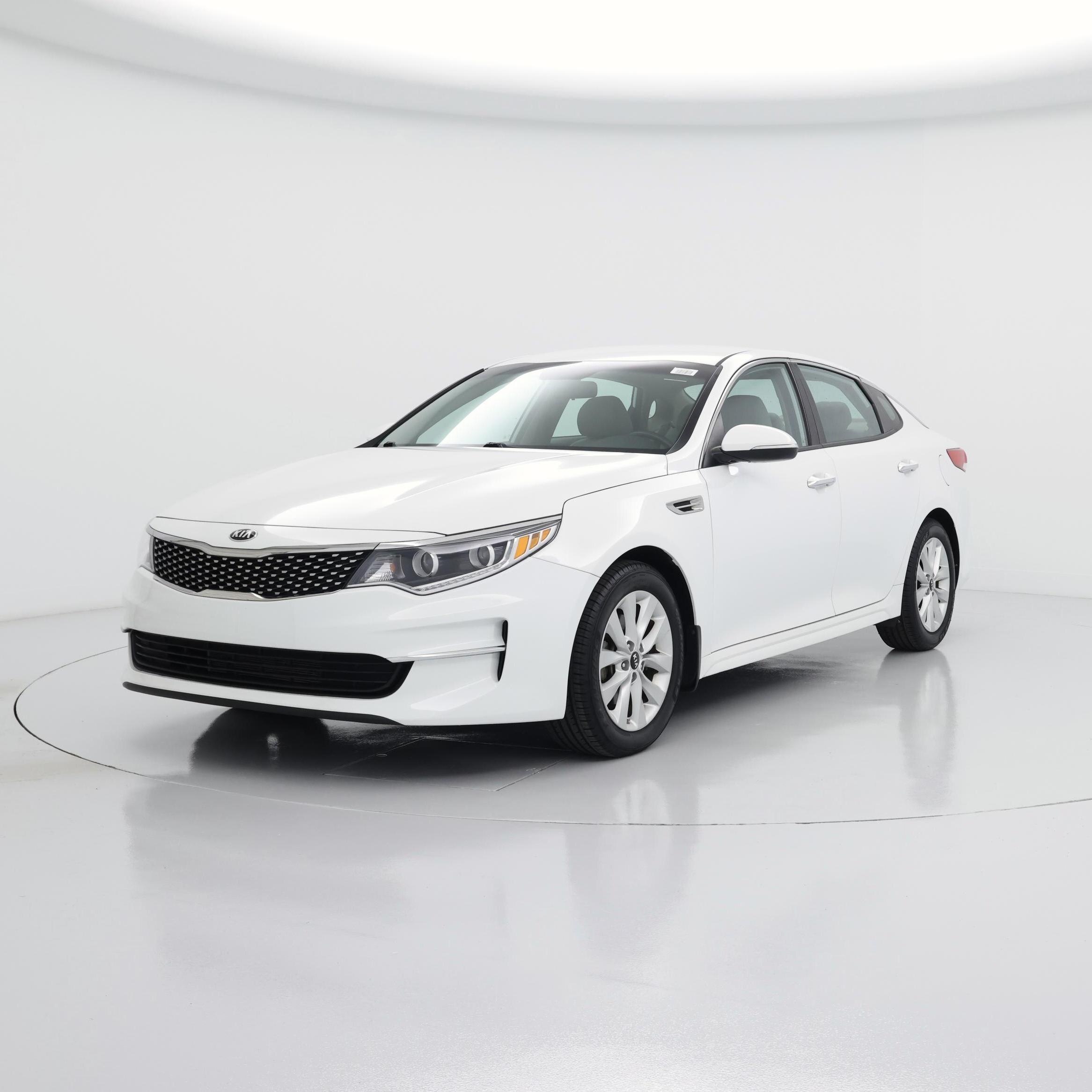 Thumbnail: 2017 Kia Optima - 4