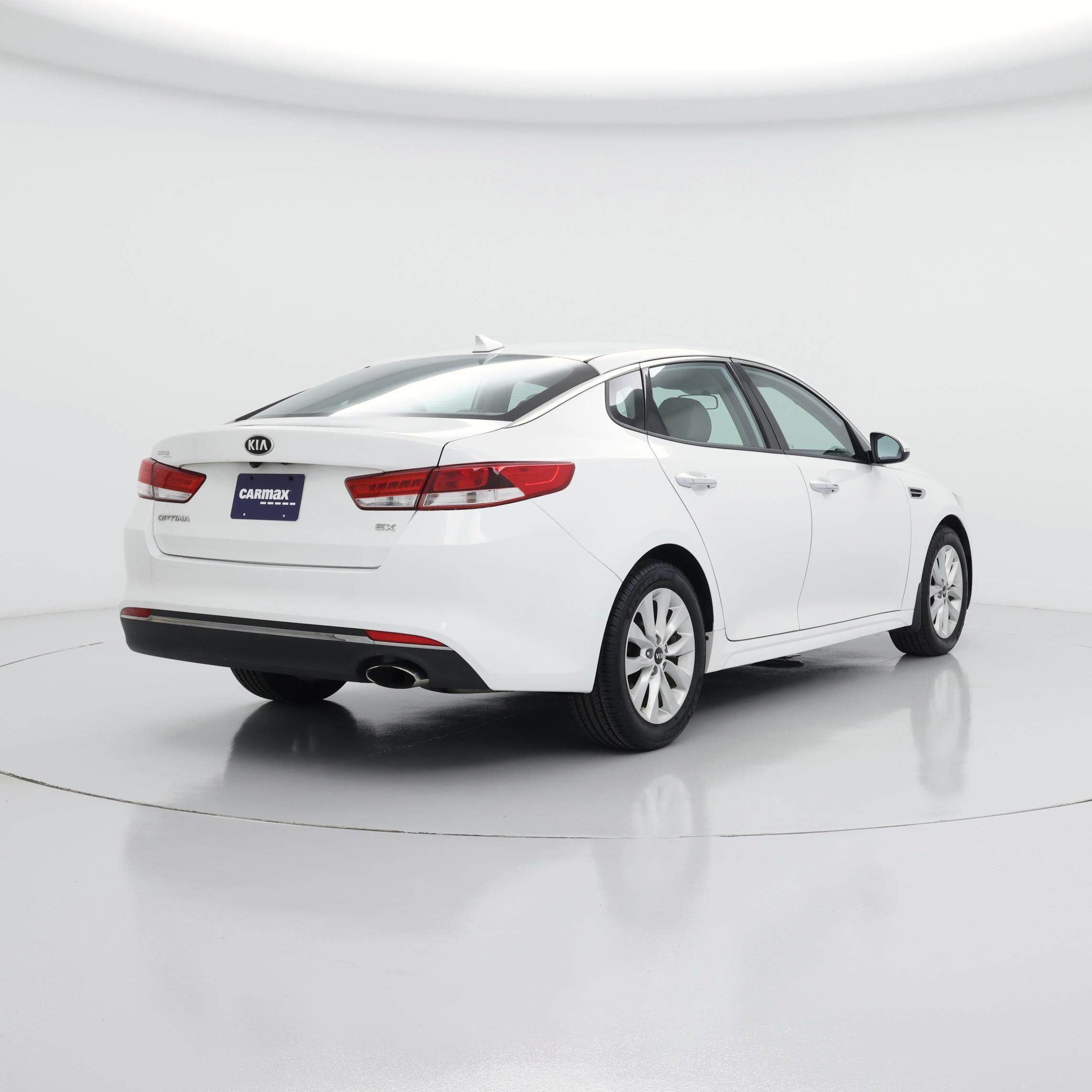 Thumbnail: 2017 Kia Optima - 8