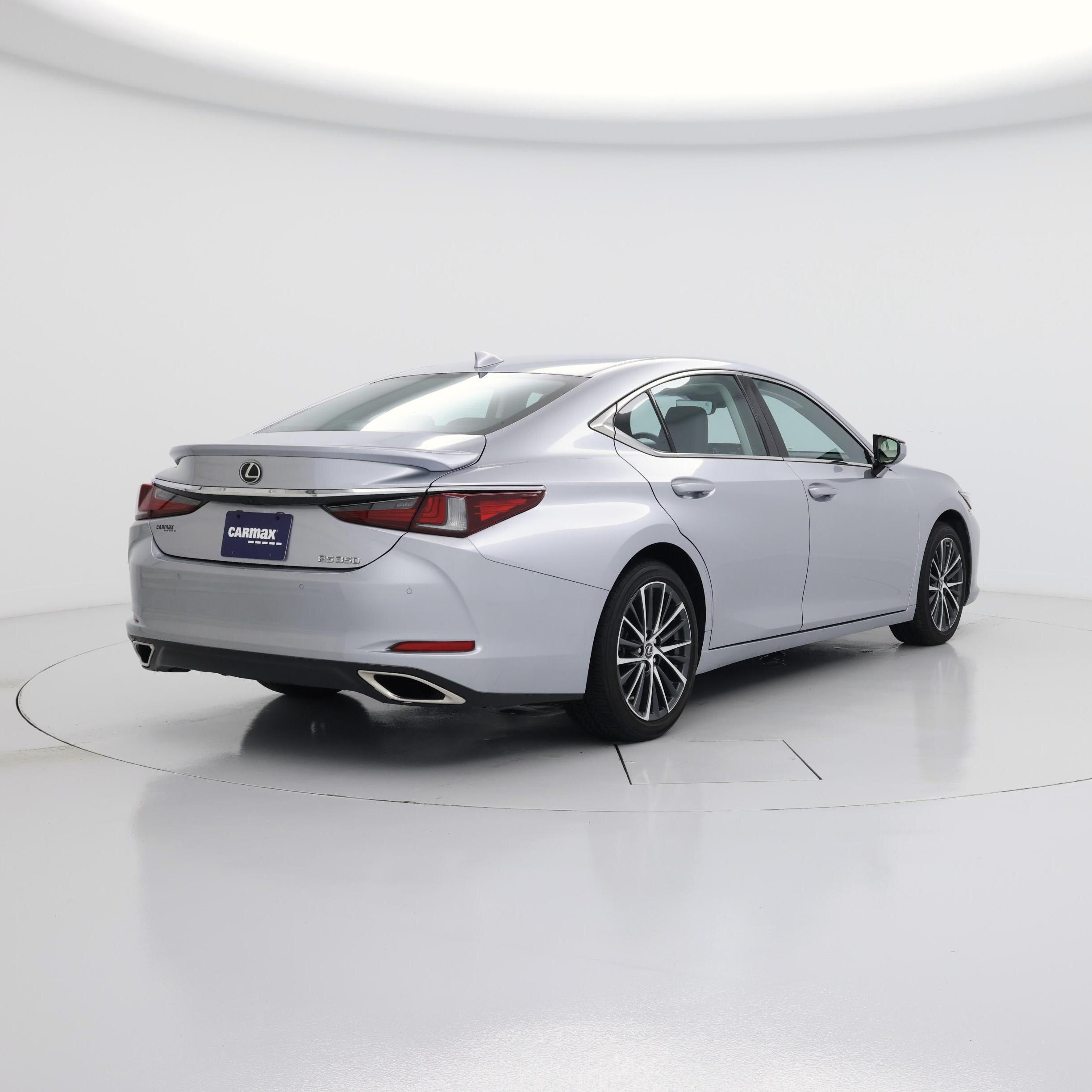 Thumbnail: 2022 Lexus ES - 8