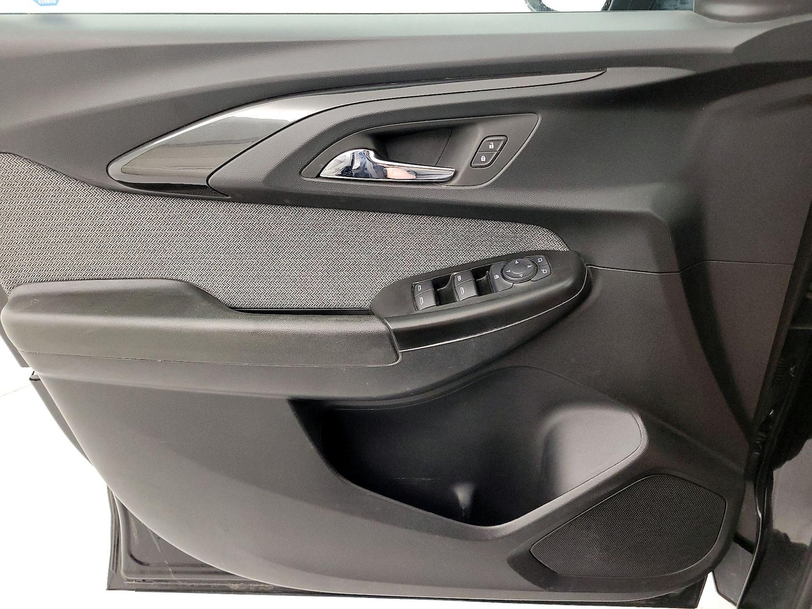 2023 Chevrolet TrailBlazer LT - Photo 13