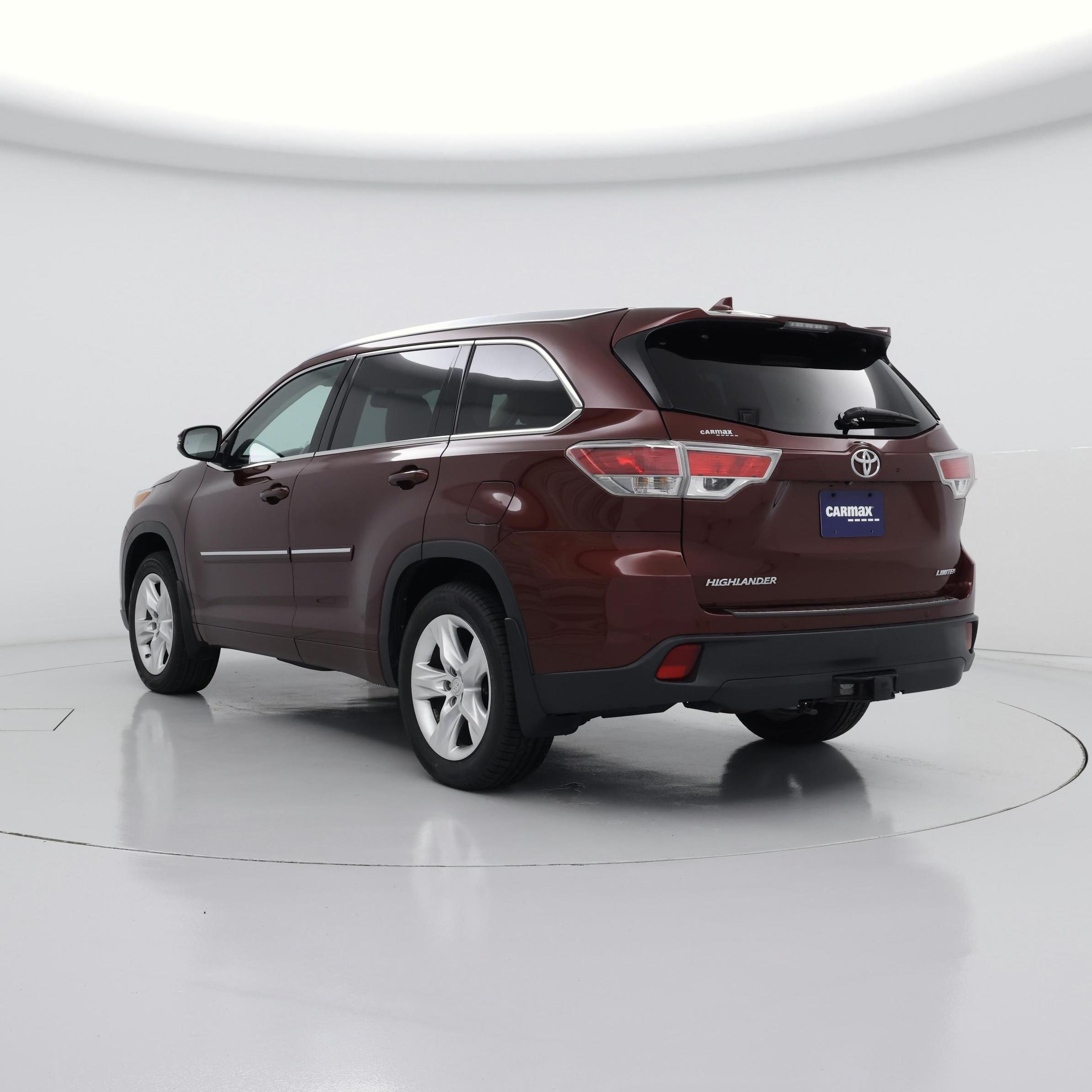 Thumbnail: 2015 Toyota Highlander - 2