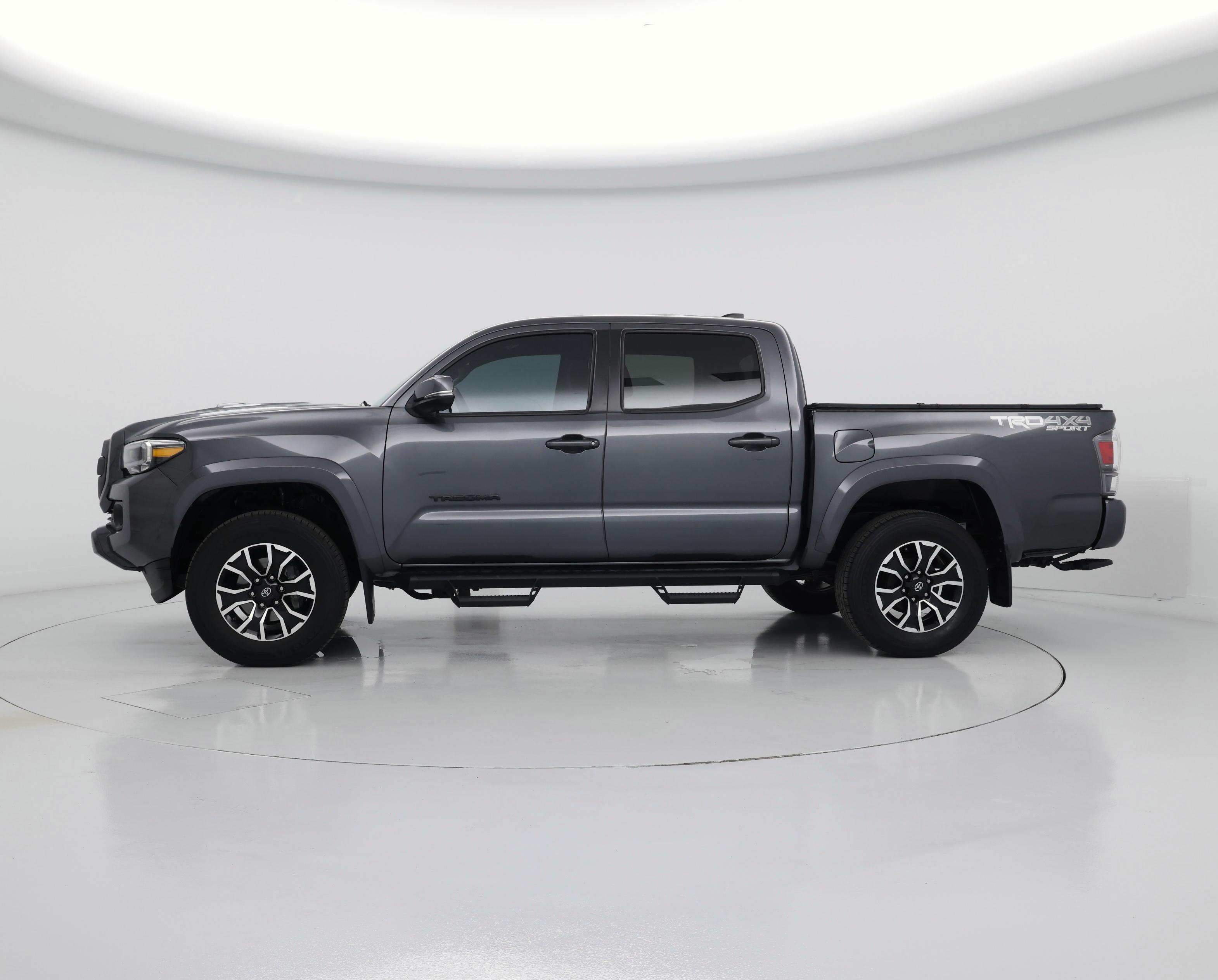Thumbnail: 2020 Toyota Tacoma - 3