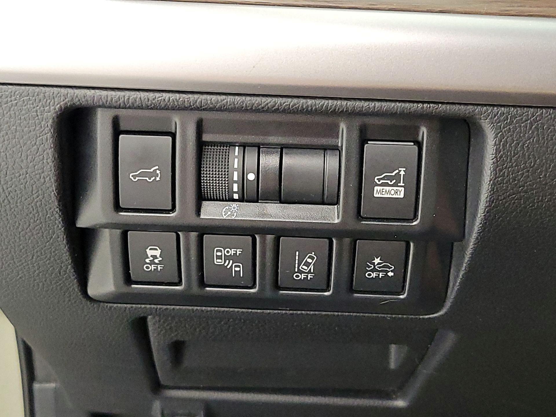 Thumbnail: 2018 Subaru Outback - 13