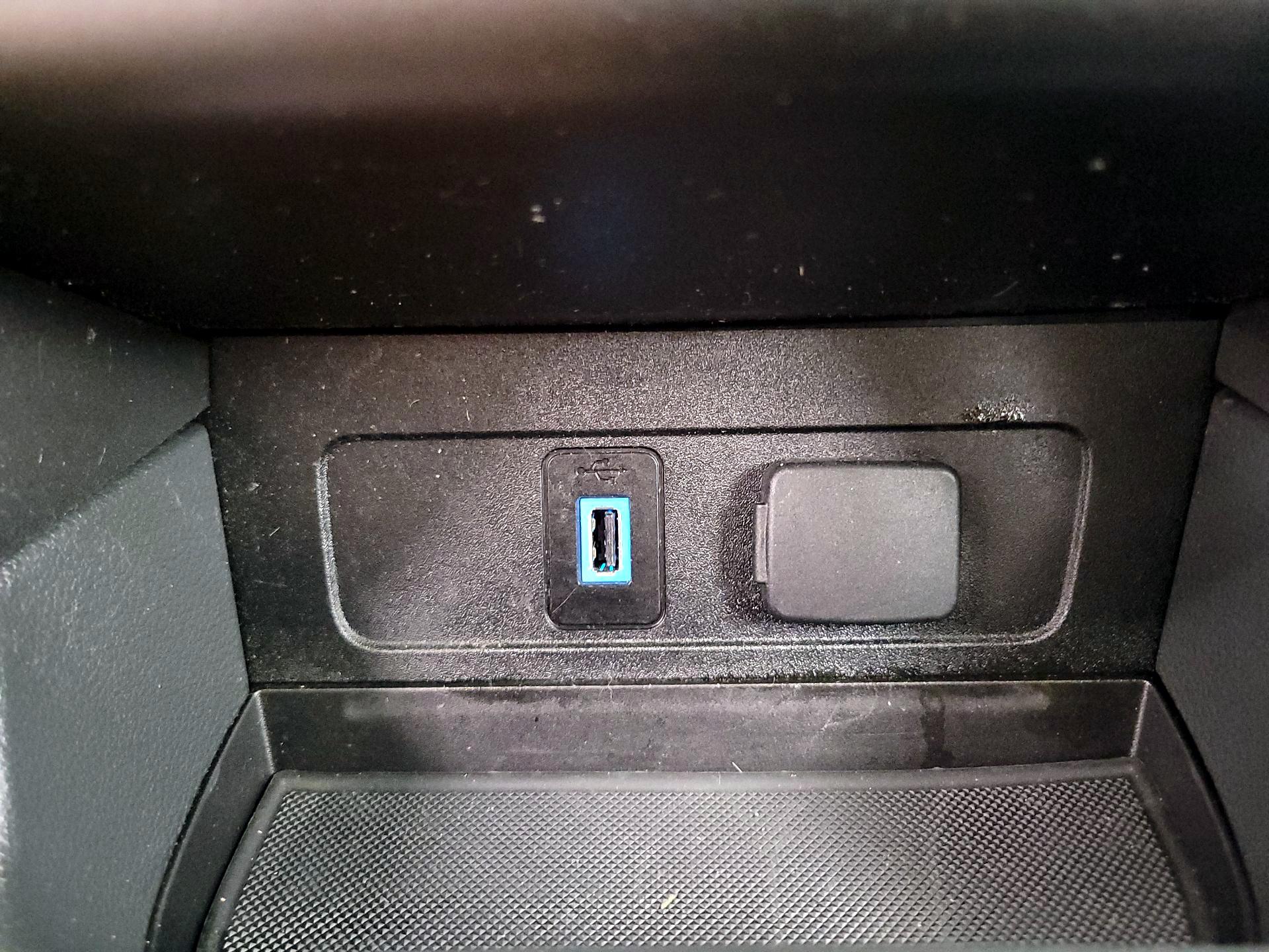 Thumbnail: 2017 Ford Escape - 18