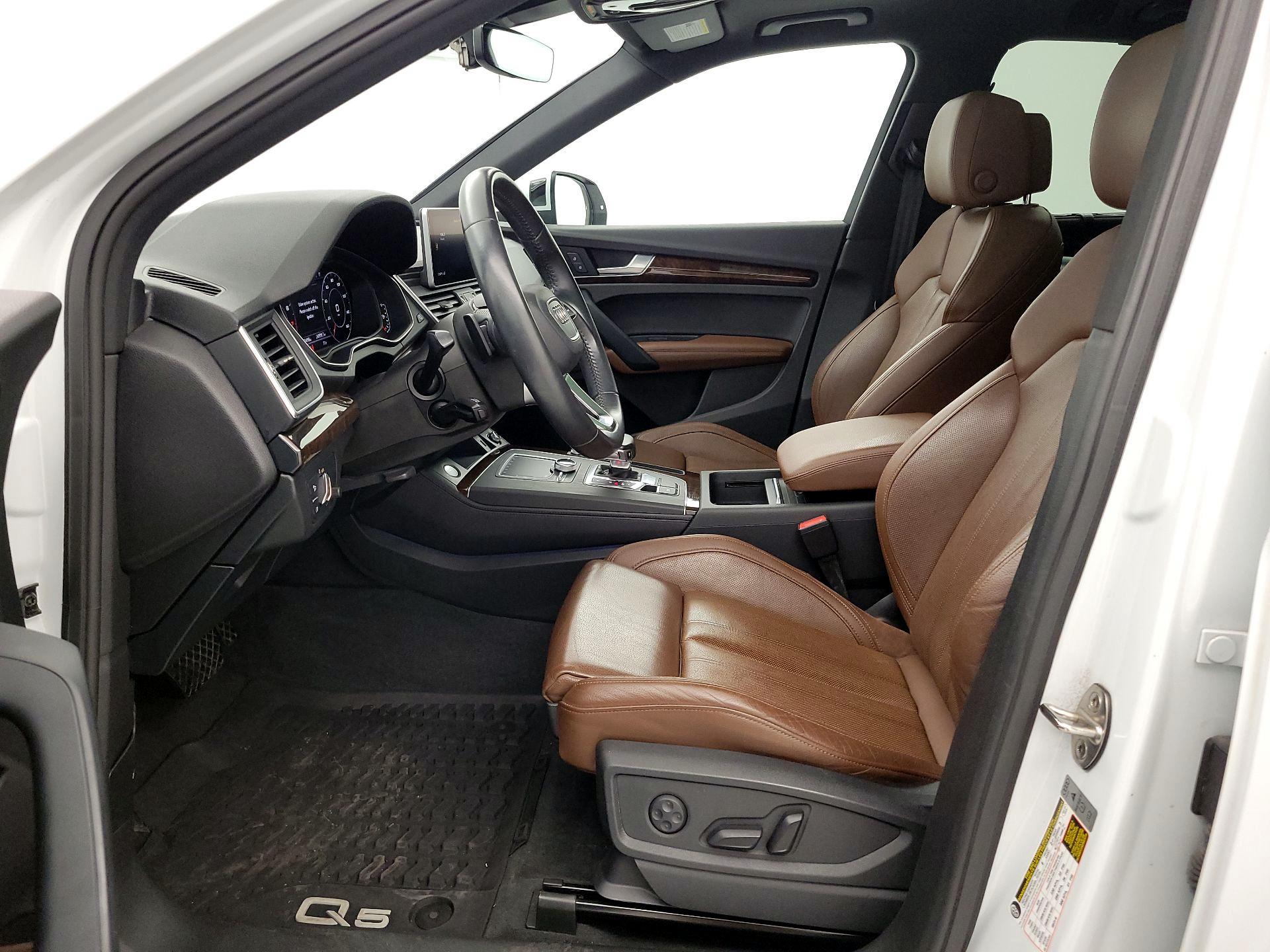 Thumbnail: 2020 Audi Q5 - 11
