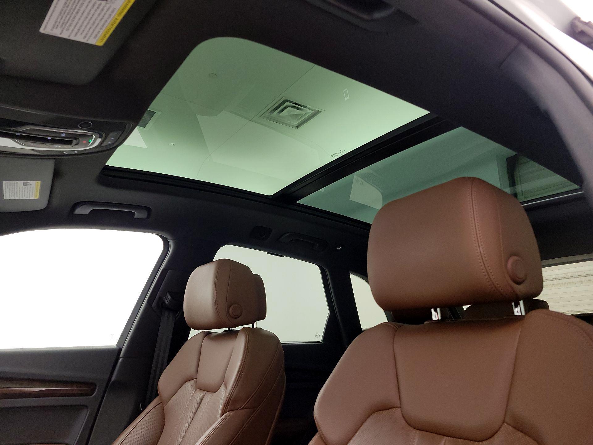 Thumbnail: 2020 Audi Q5 - 20