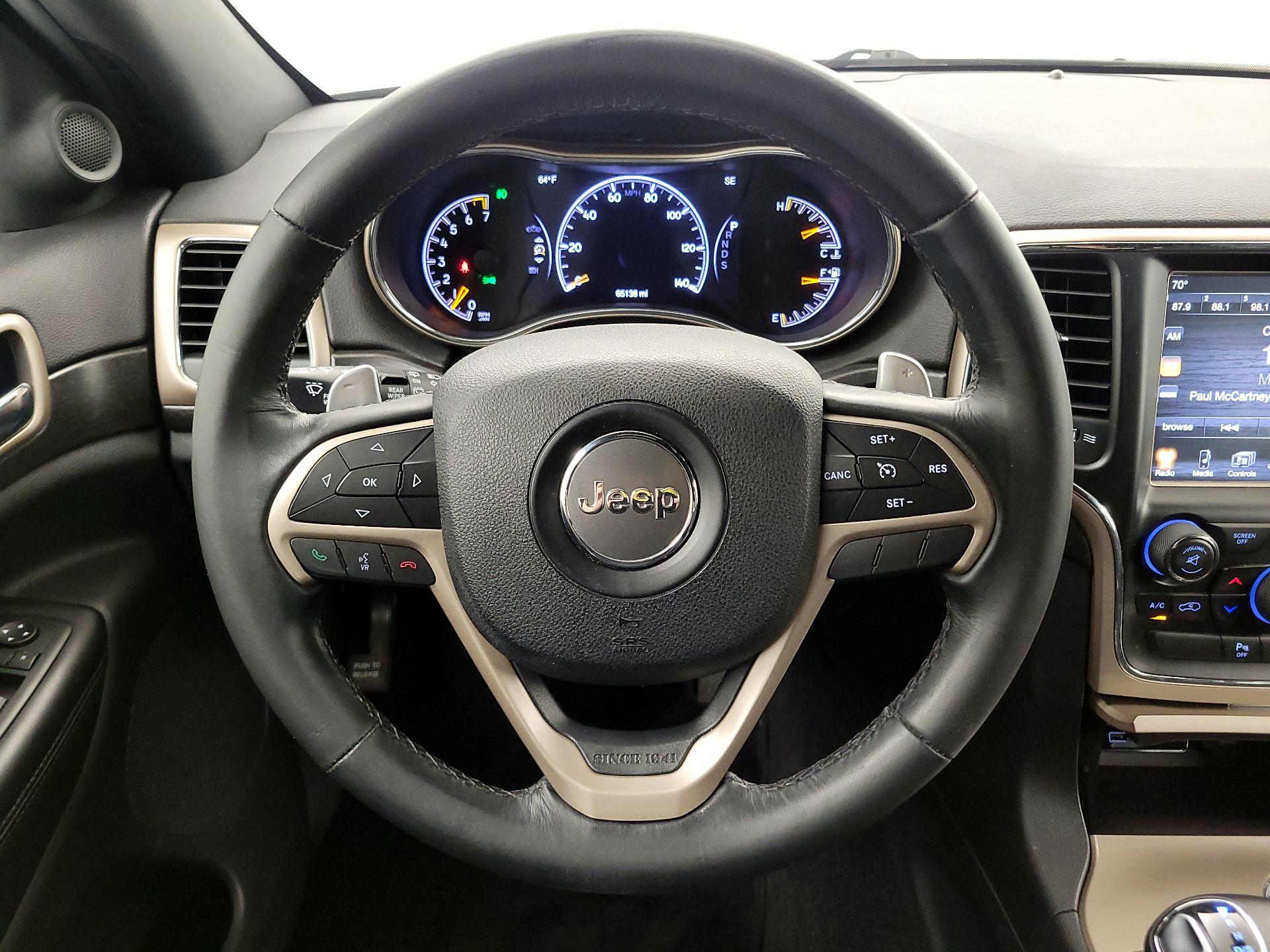 Thumbnail: 2015 Jeep Grand Cherokee - 10