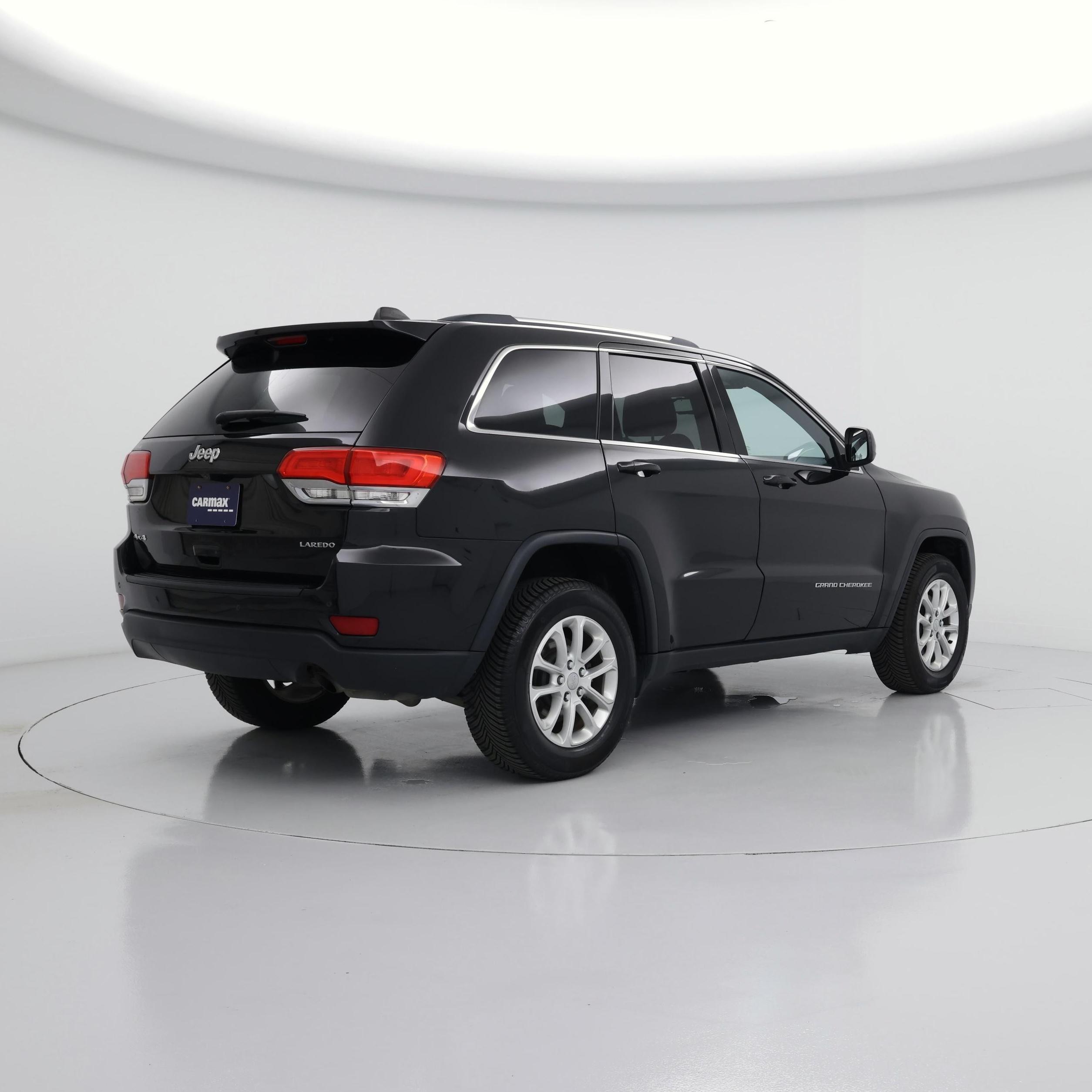 Thumbnail: 2015 Jeep Grand Cherokee - 8