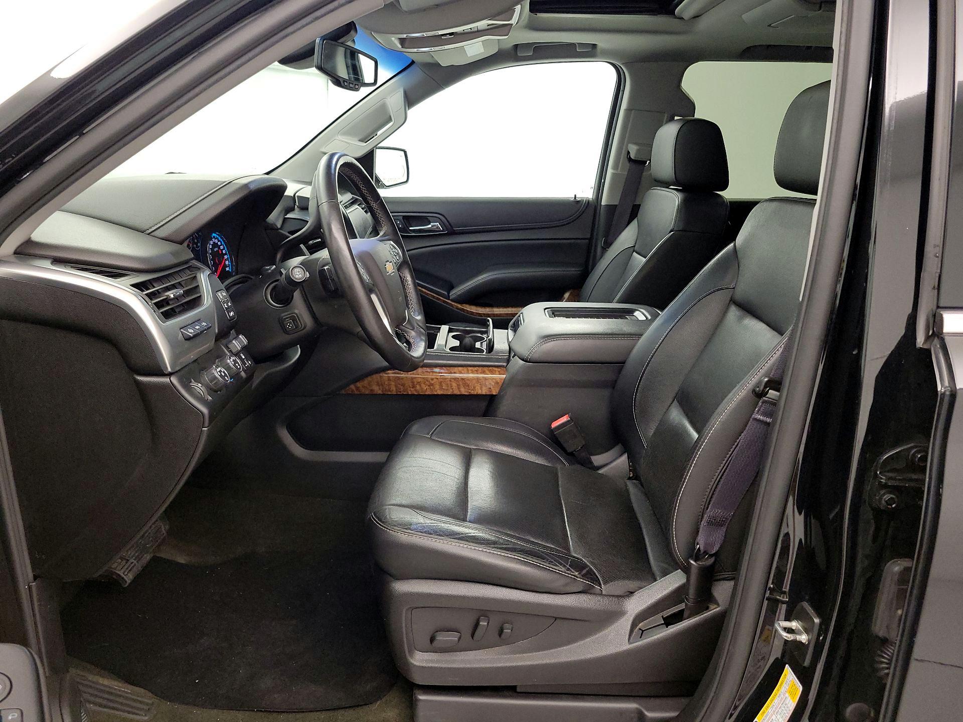 Thumbnail: 2017 Chevrolet Tahoe - 11