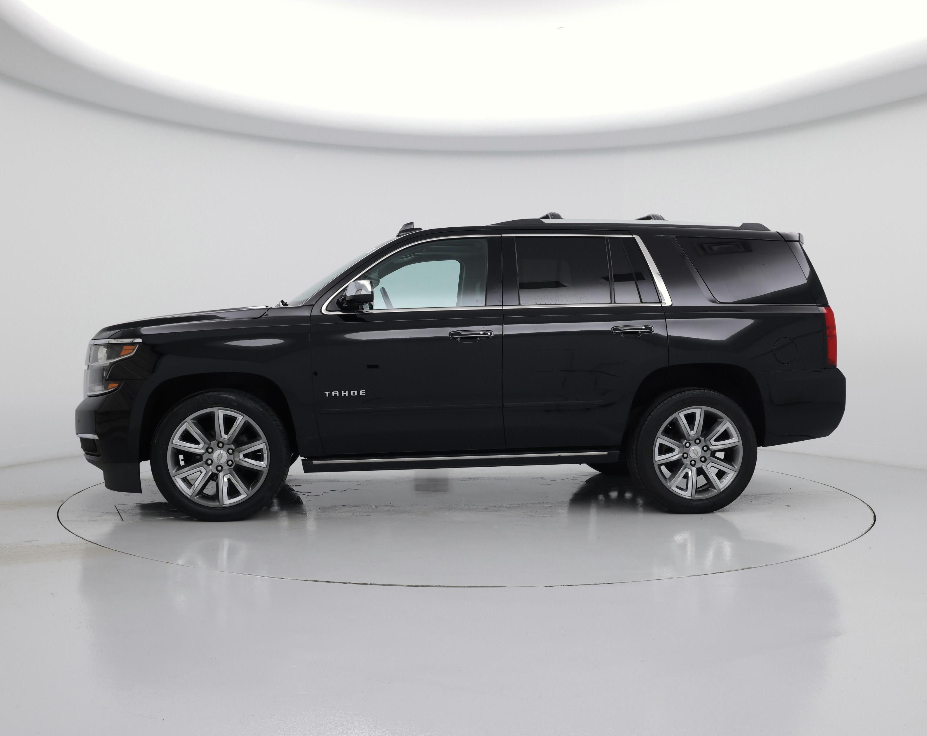 Thumbnail: 2017 Chevrolet Tahoe - 3