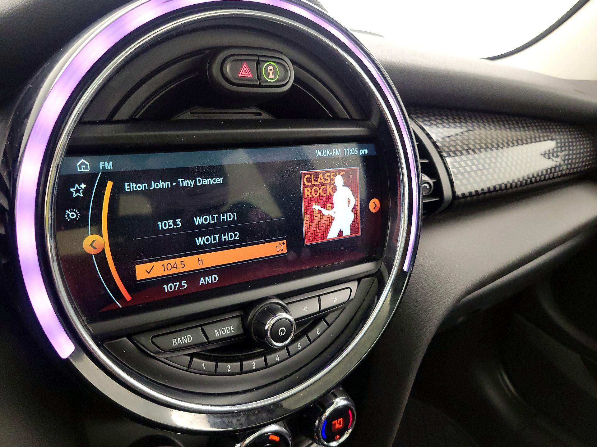 Thumbnail: 2019 MINI Cooper Hardtop - 16