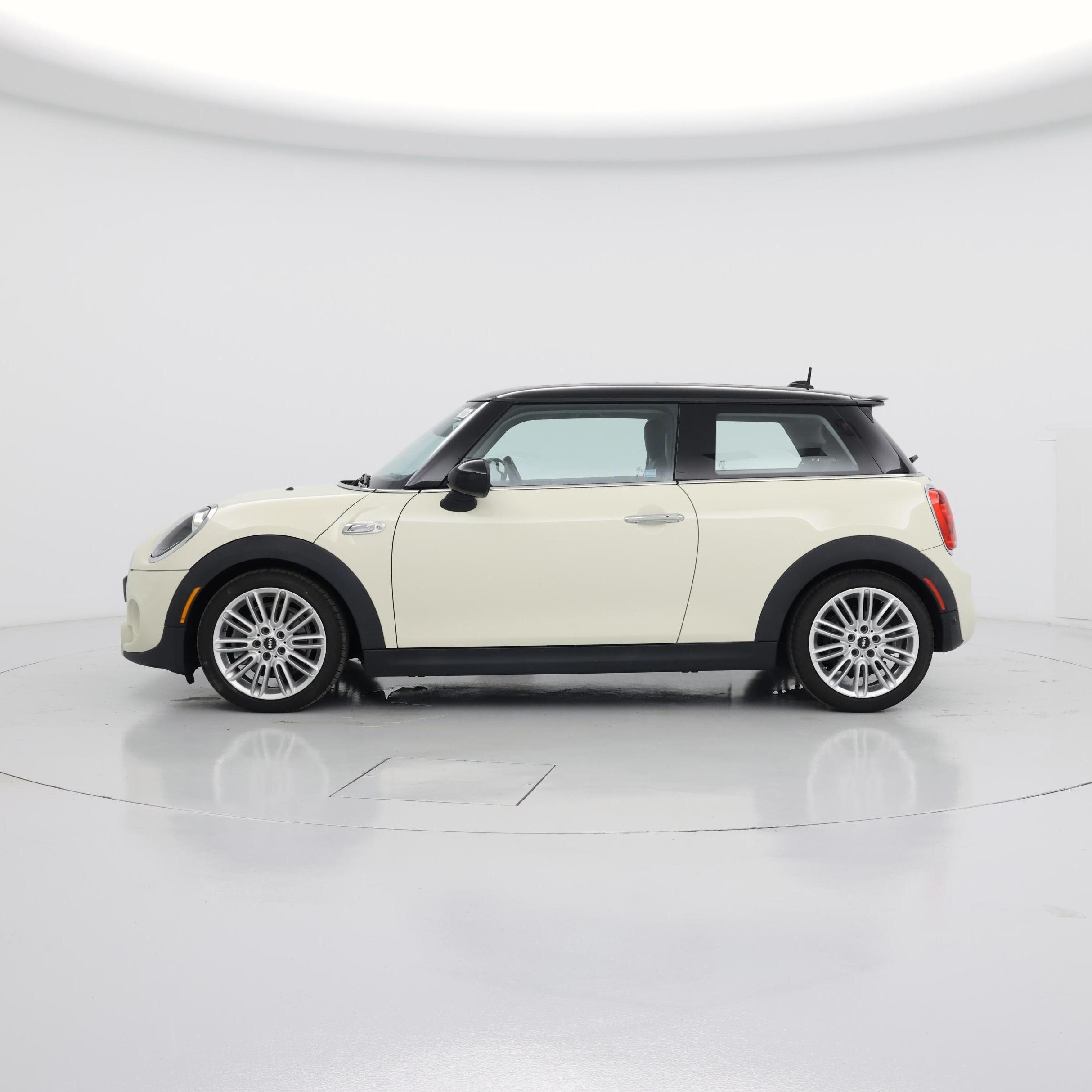 Thumbnail: 2019 MINI Cooper Hardtop - 3