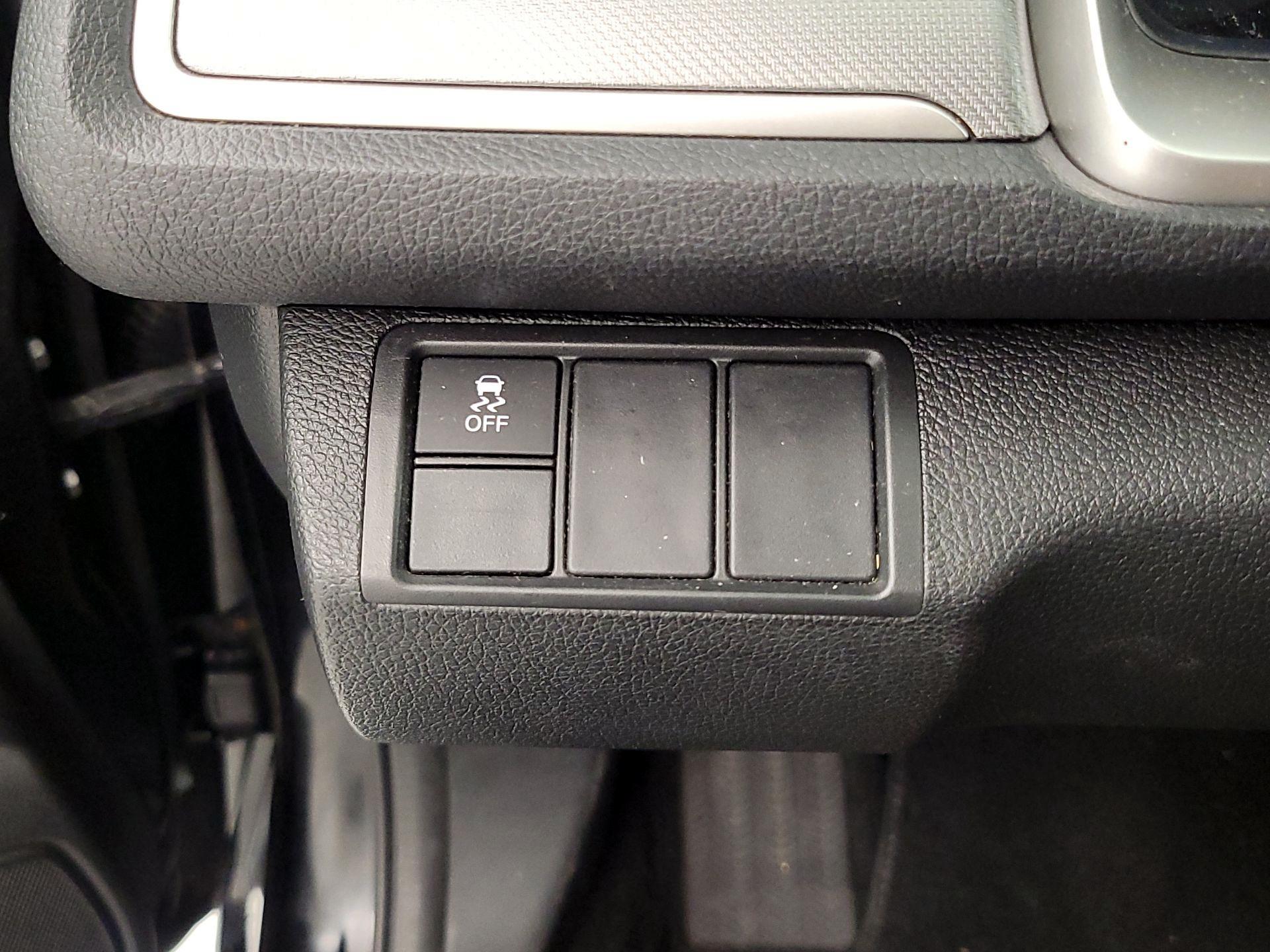 Thumbnail: 2016 Honda Civic - 13