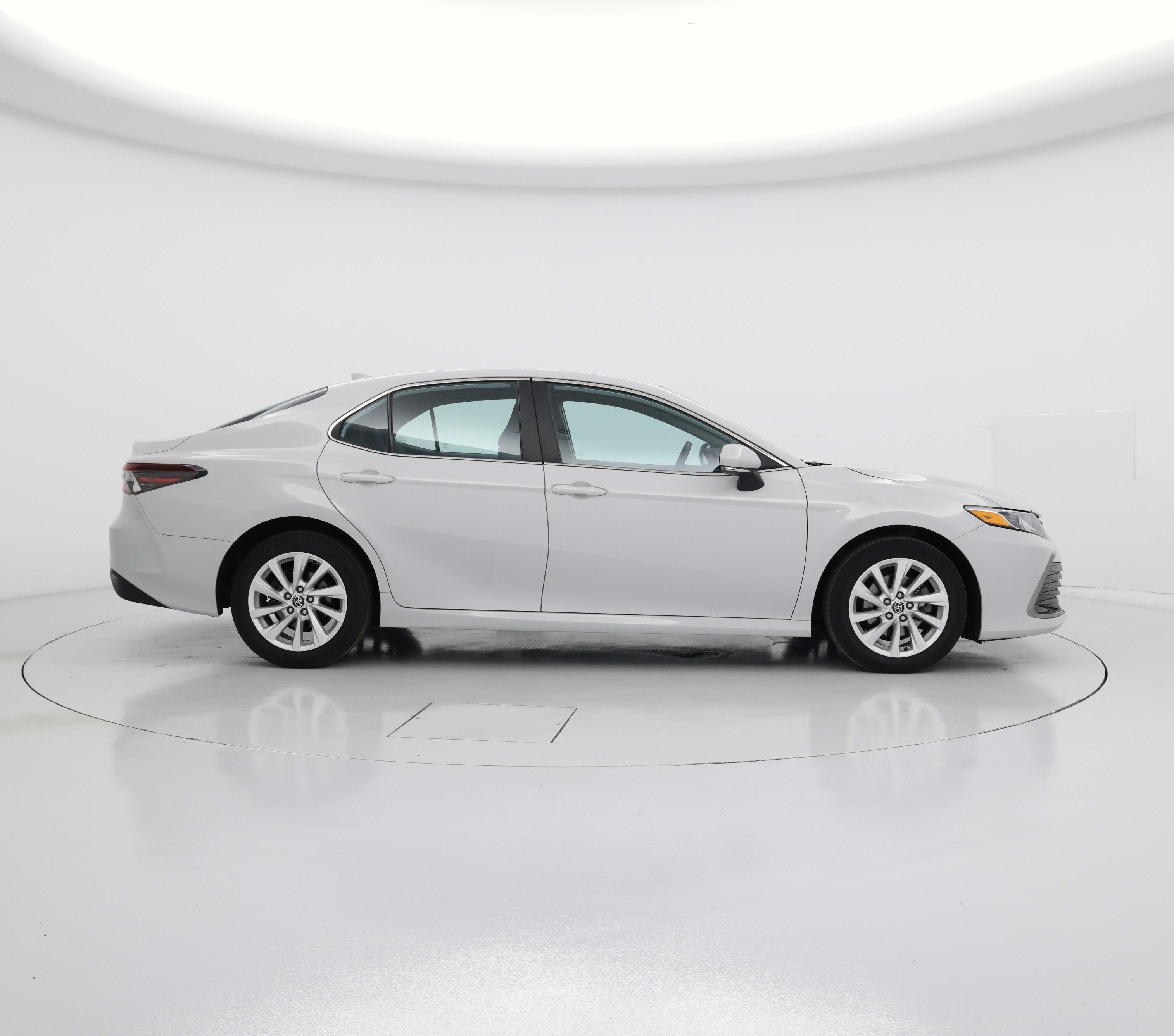 Thumbnail: 2022 Toyota Camry - 7