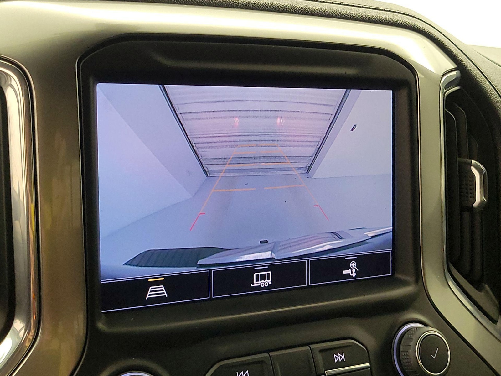 2022 Chevrolet Silverado 1500 Limited LTZ - Photo 15