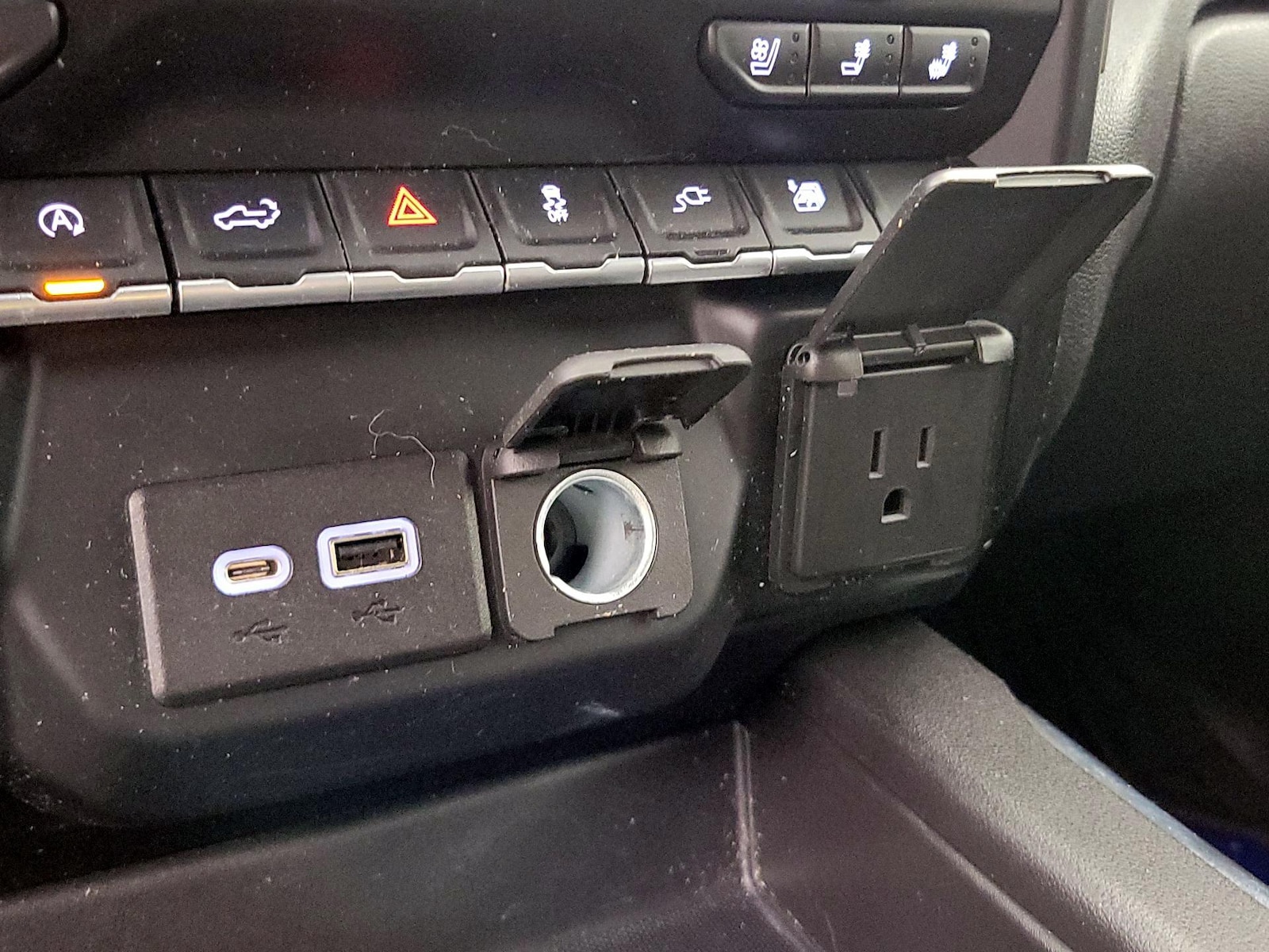 2022 Chevrolet Silverado 1500 Limited LTZ - Photo 19