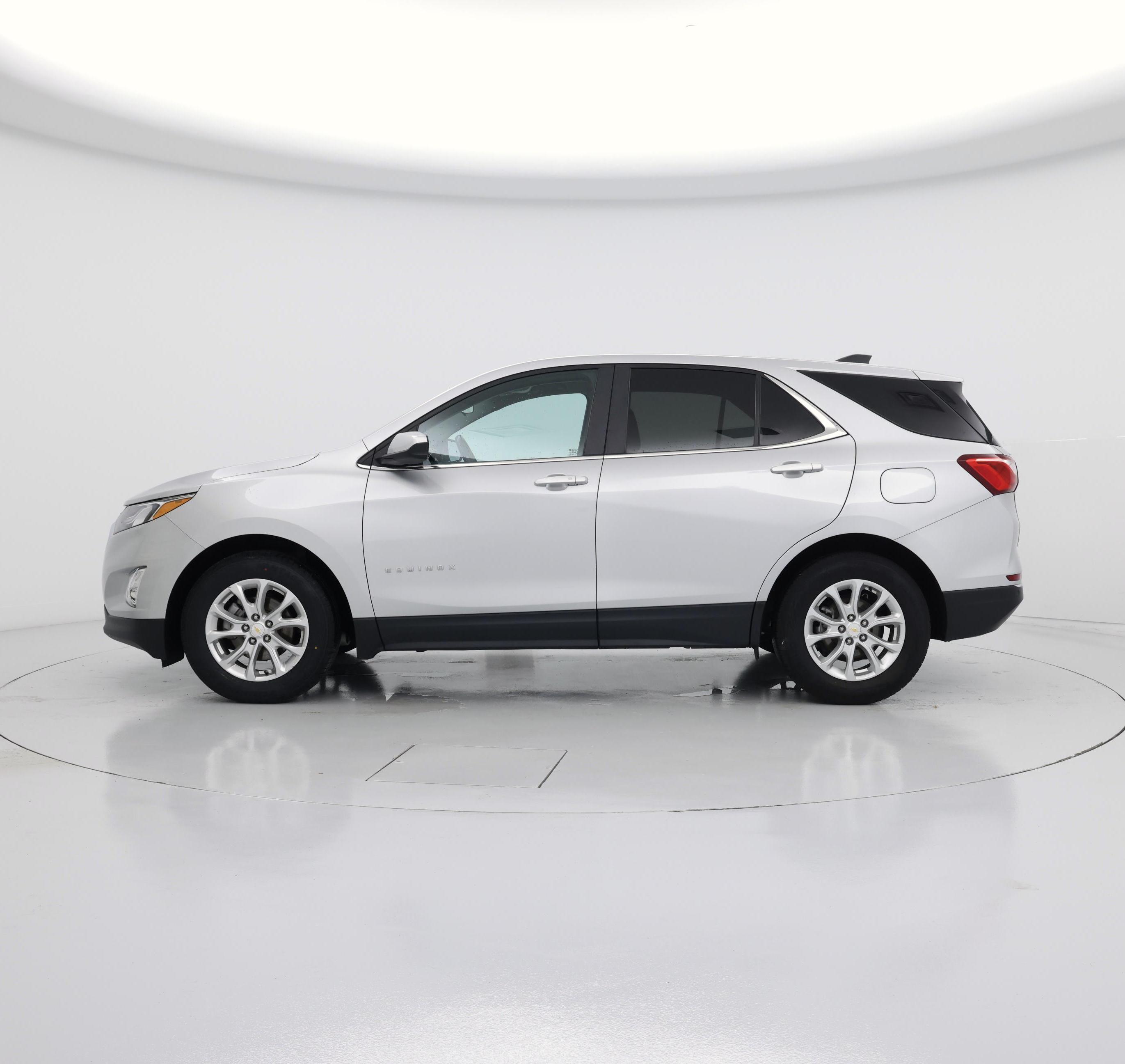 Thumbnail: 2021 Chevrolet Equinox - 3