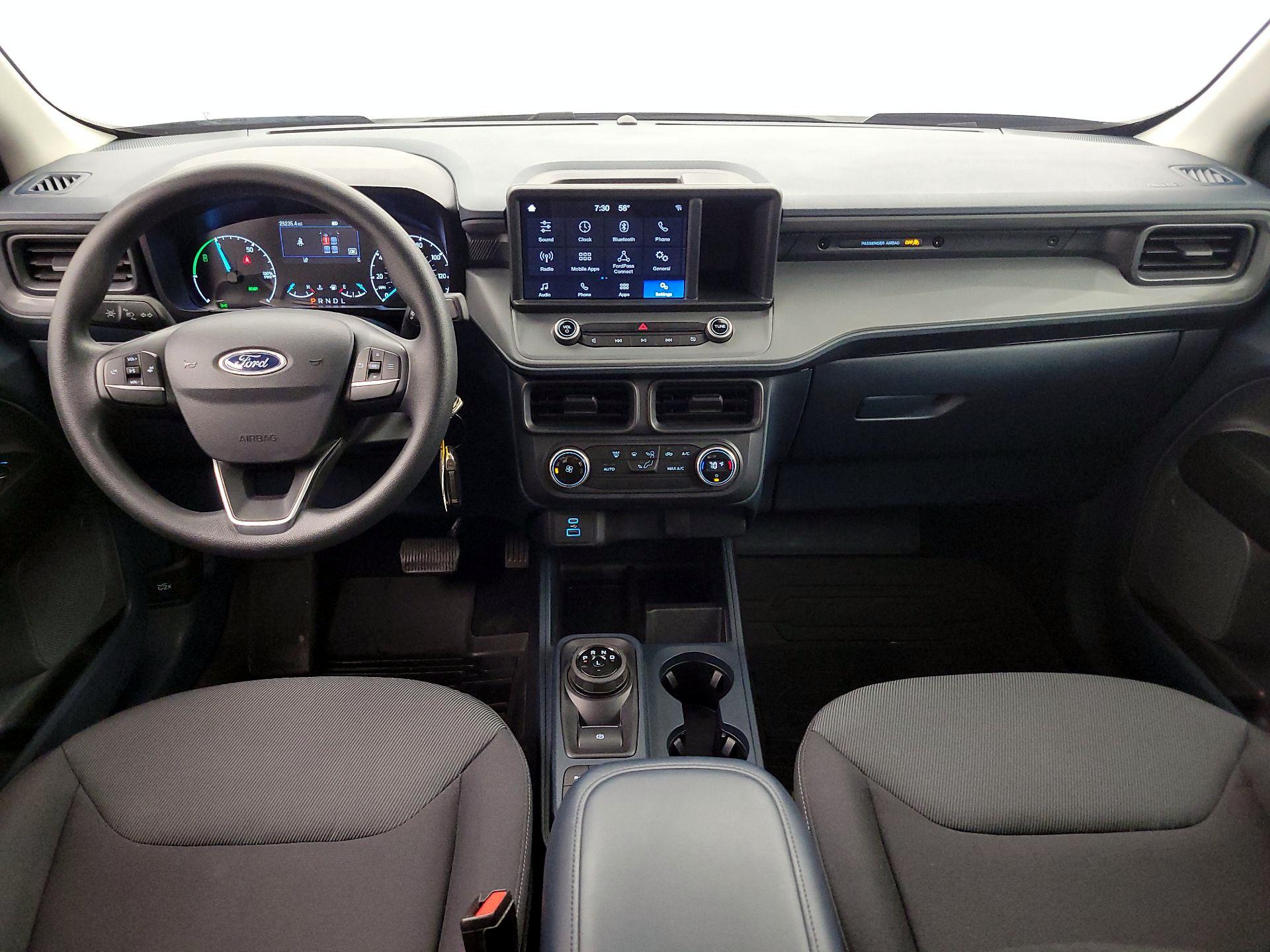 Thumbnail: 2022 Ford Maverick - 9