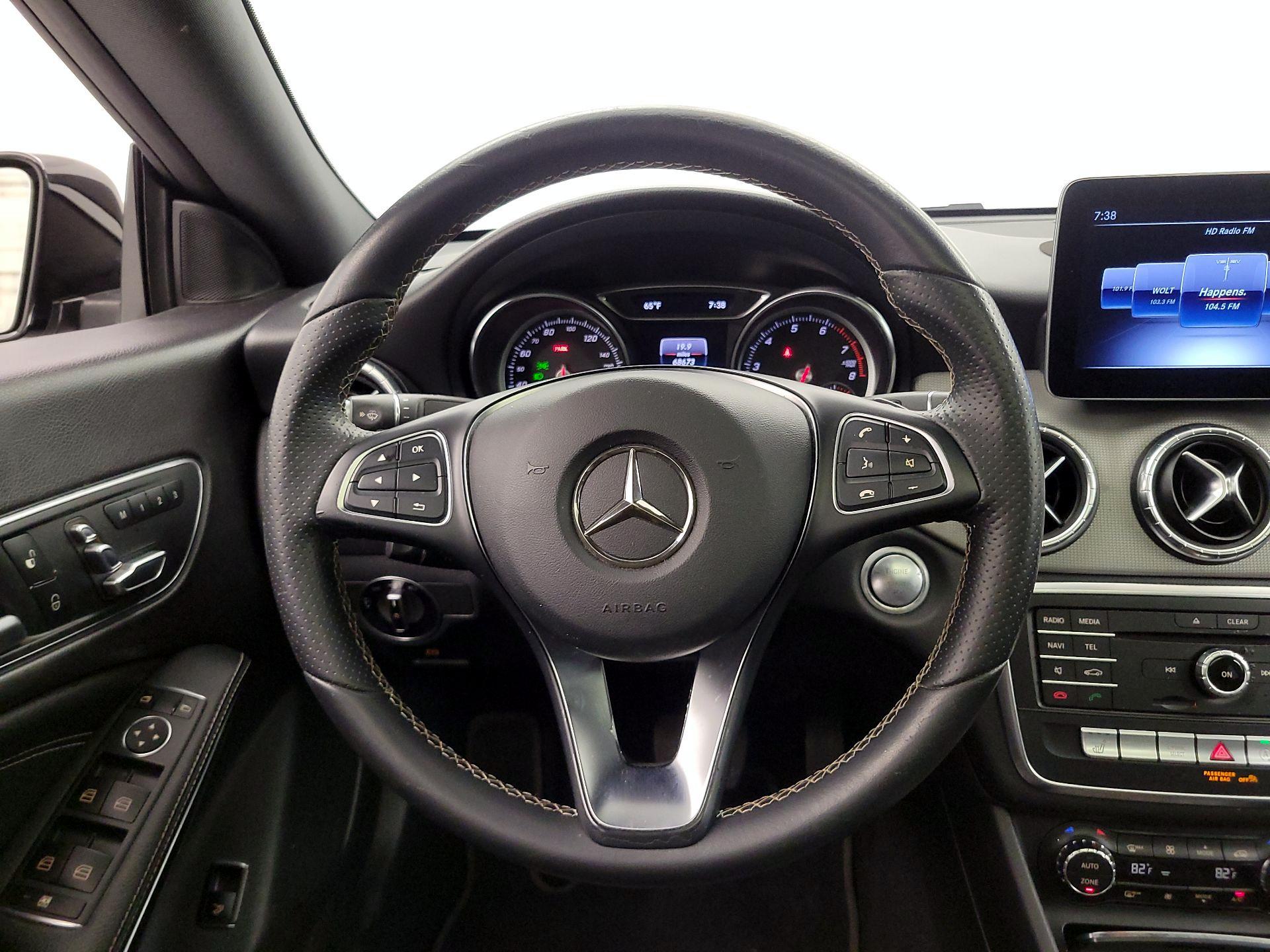 Thumbnail: 2018 Mercedes-Benz CLA - 10