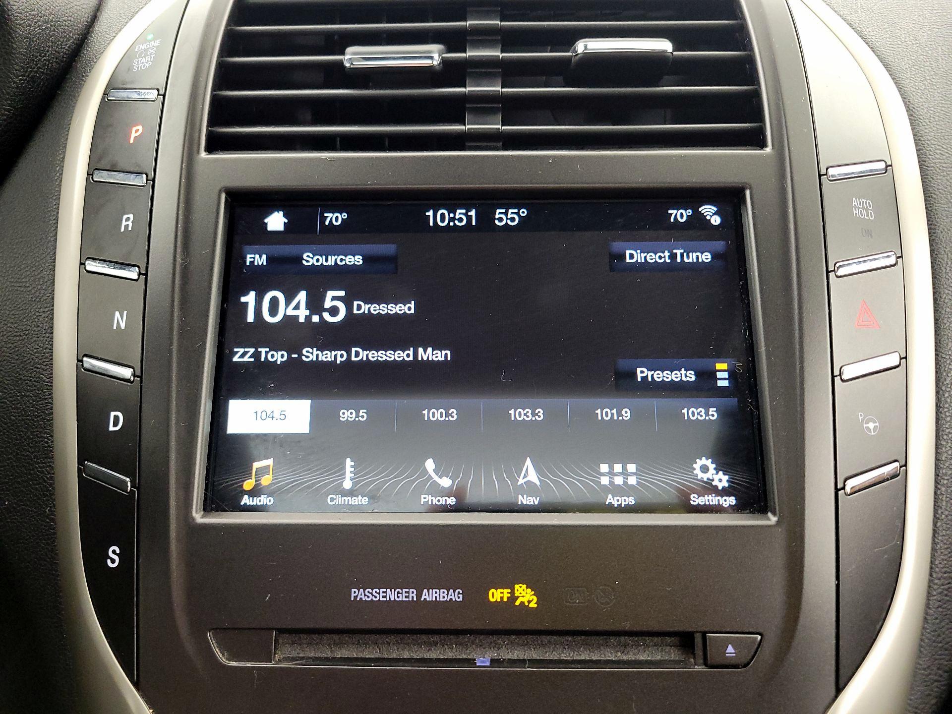 Thumbnail: 2017 Lincoln MKC - 16