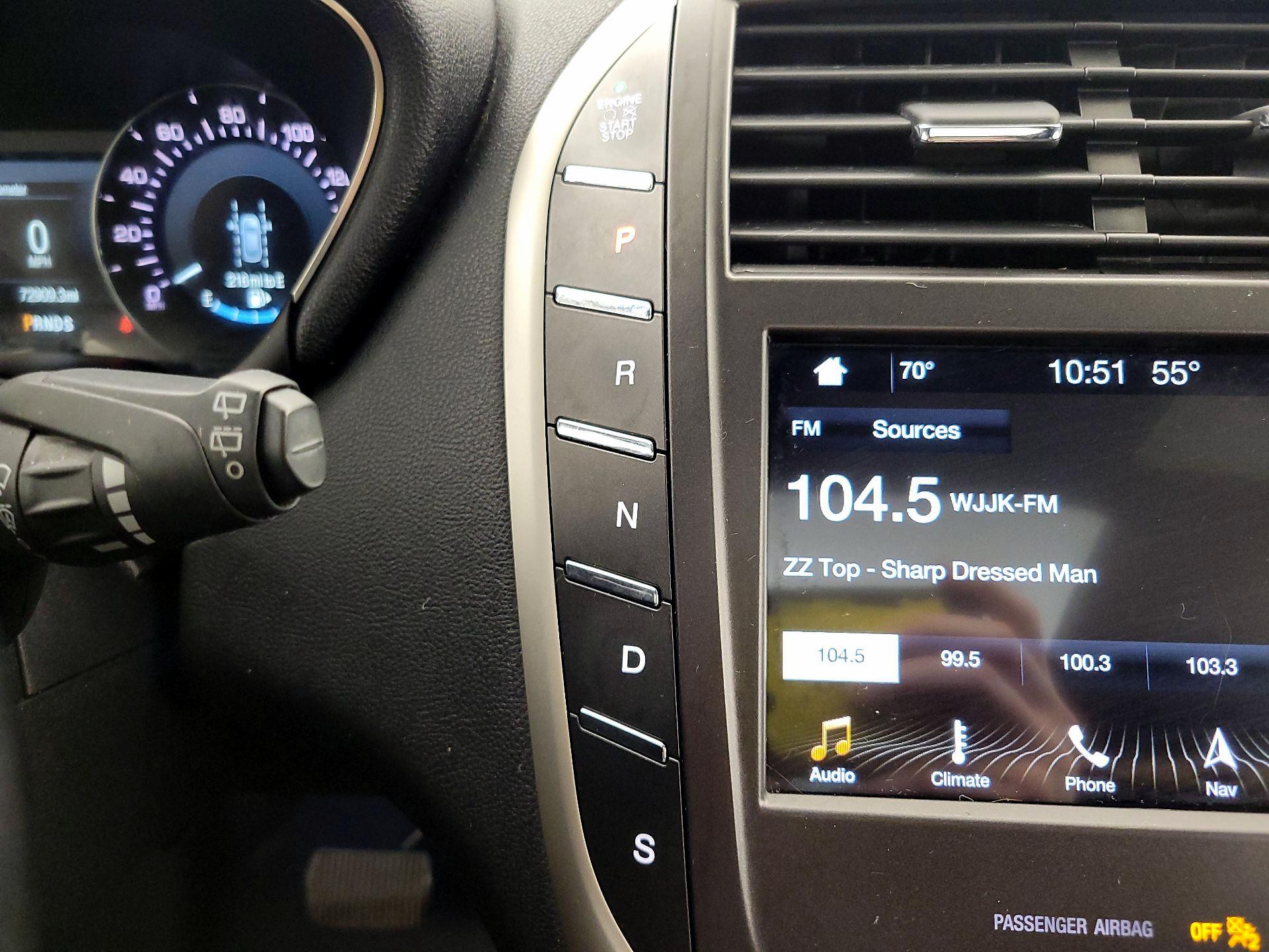 Thumbnail: 2017 Lincoln MKC - 18