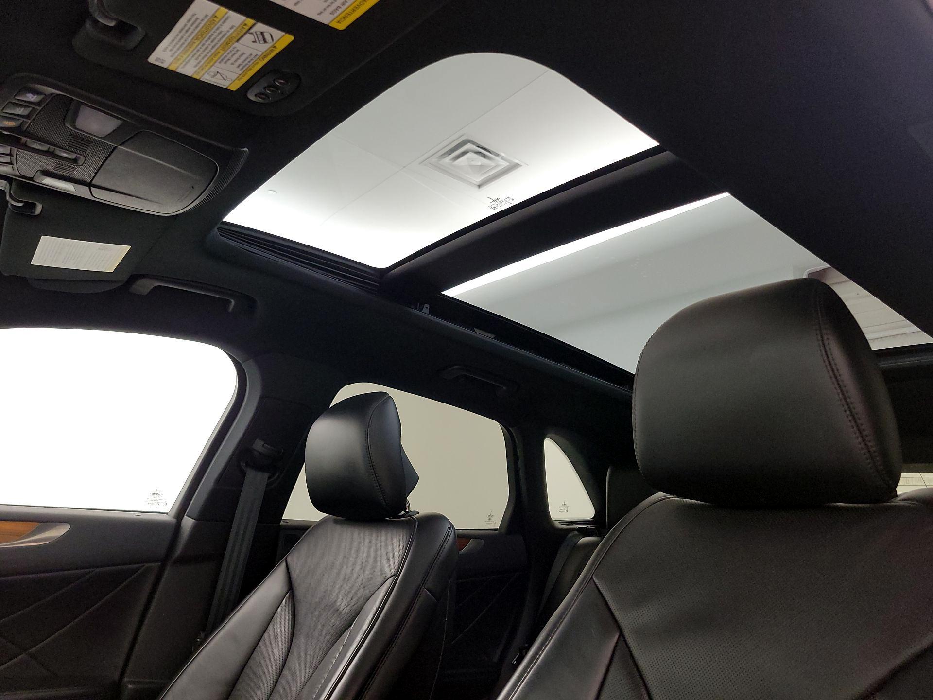 Thumbnail: 2017 Lincoln MKC - 20