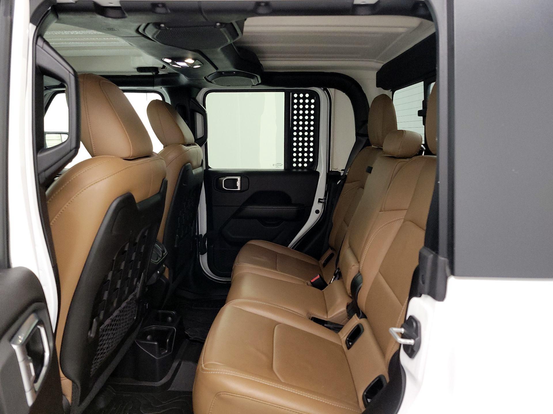 Thumbnail: 2020 Jeep Gladiator - 20