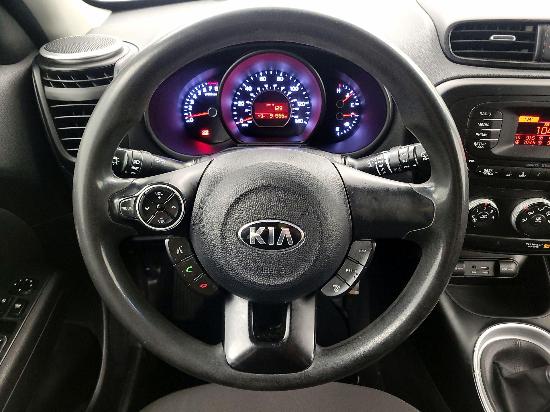 Thumbnail: 2016 Kia Soul - 10