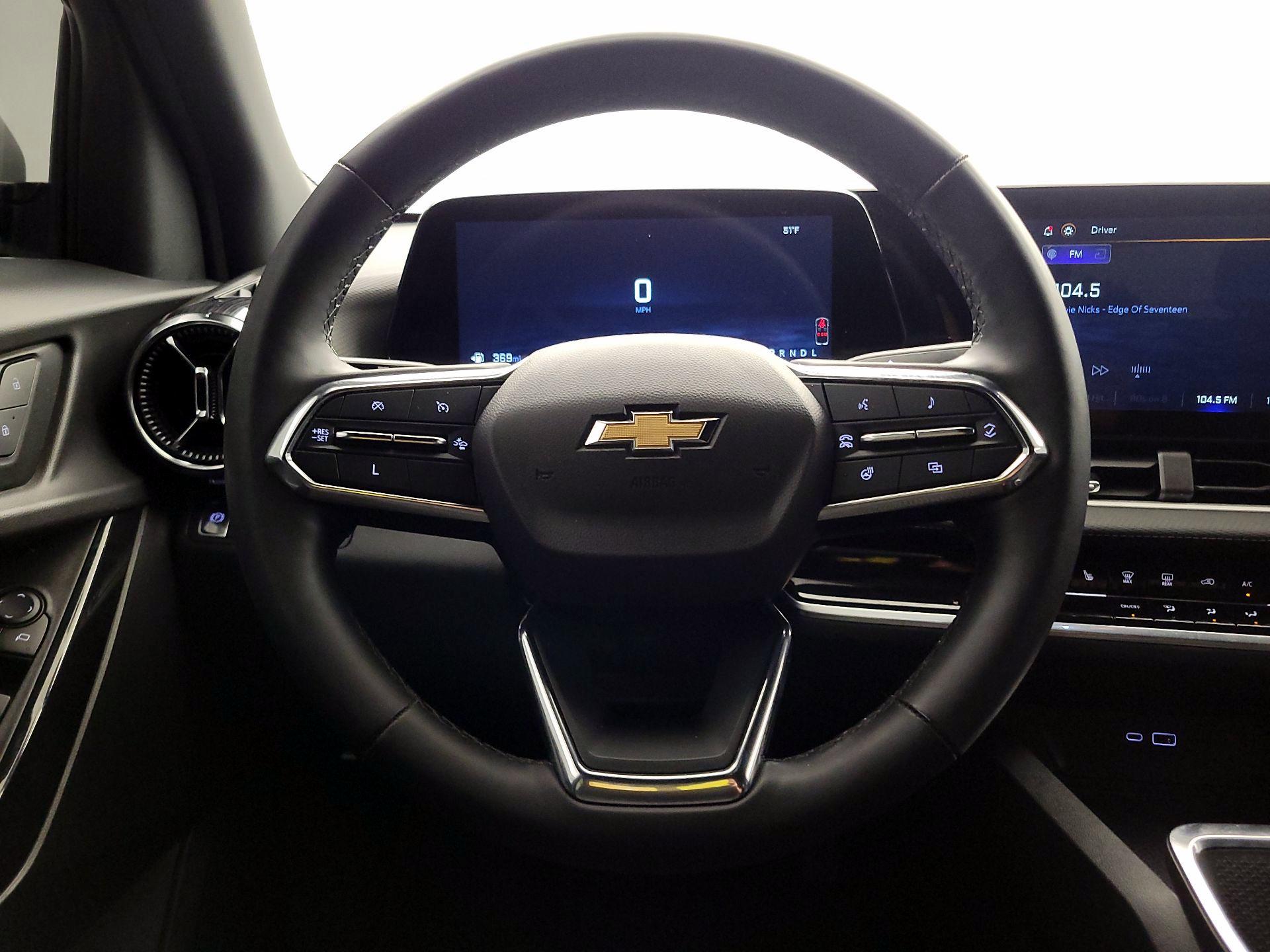 Thumbnail: 2025 Chevrolet Equinox - 10