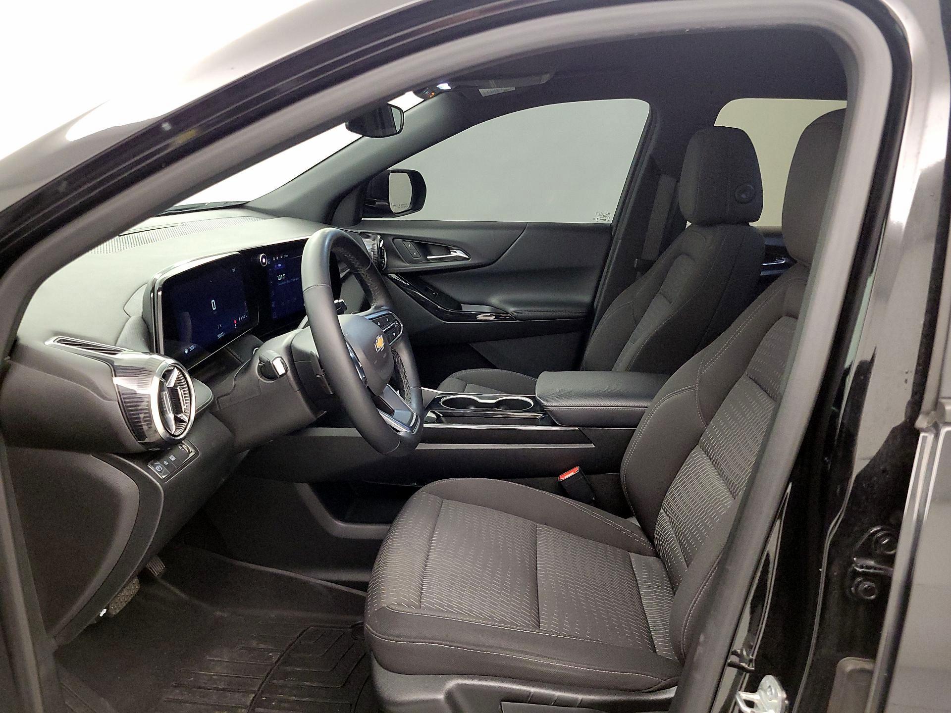 Thumbnail: 2025 Chevrolet Equinox - 11