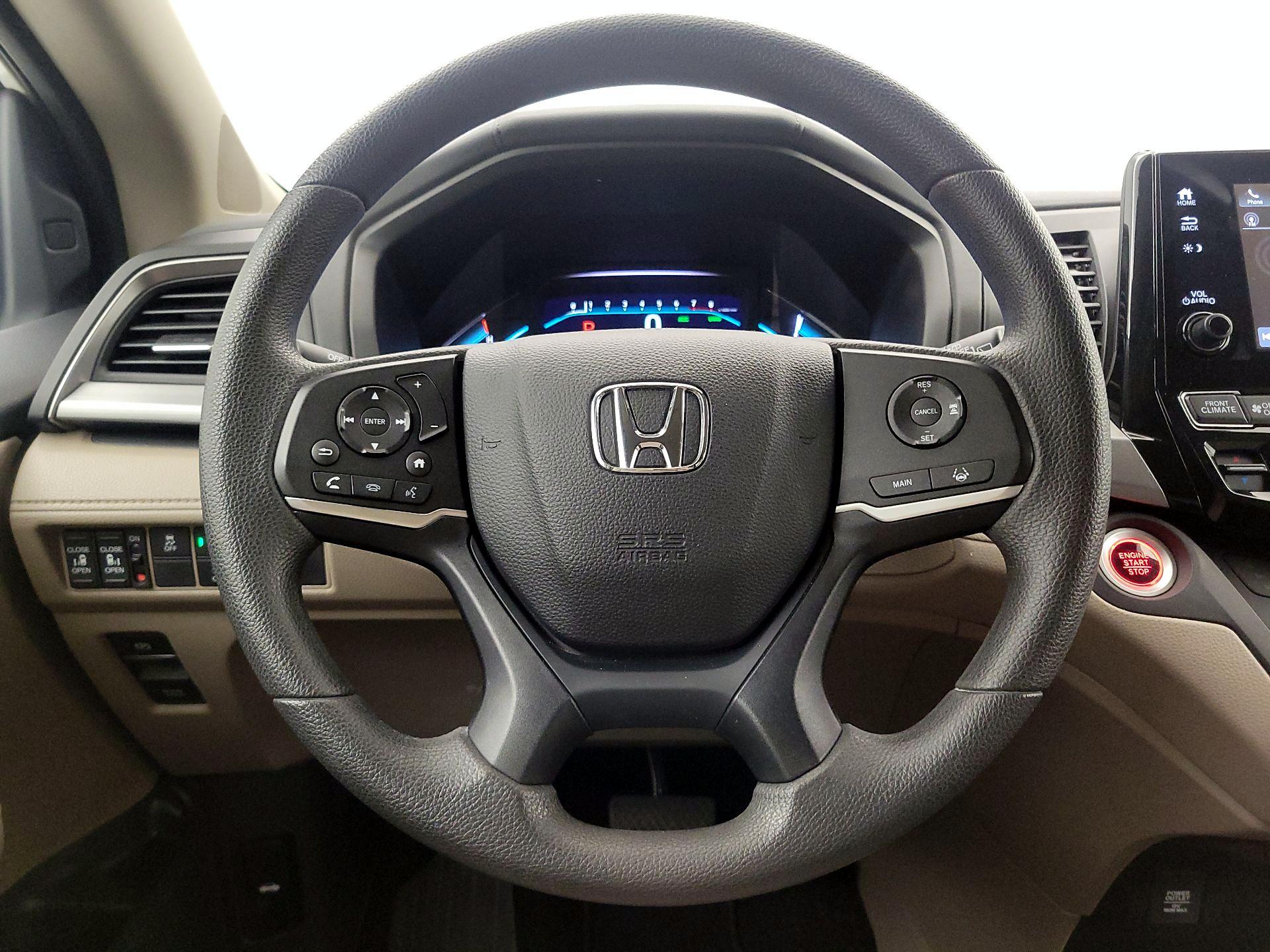 Thumbnail: 2019 Honda Odyssey - 10