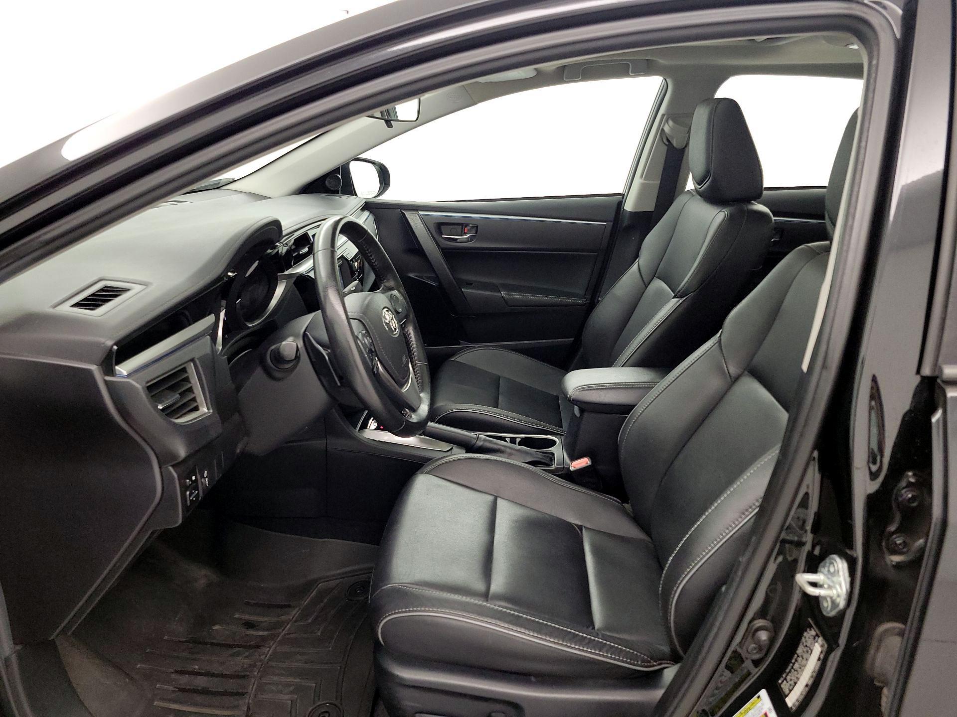 Thumbnail: 2015 Toyota Corolla - 11