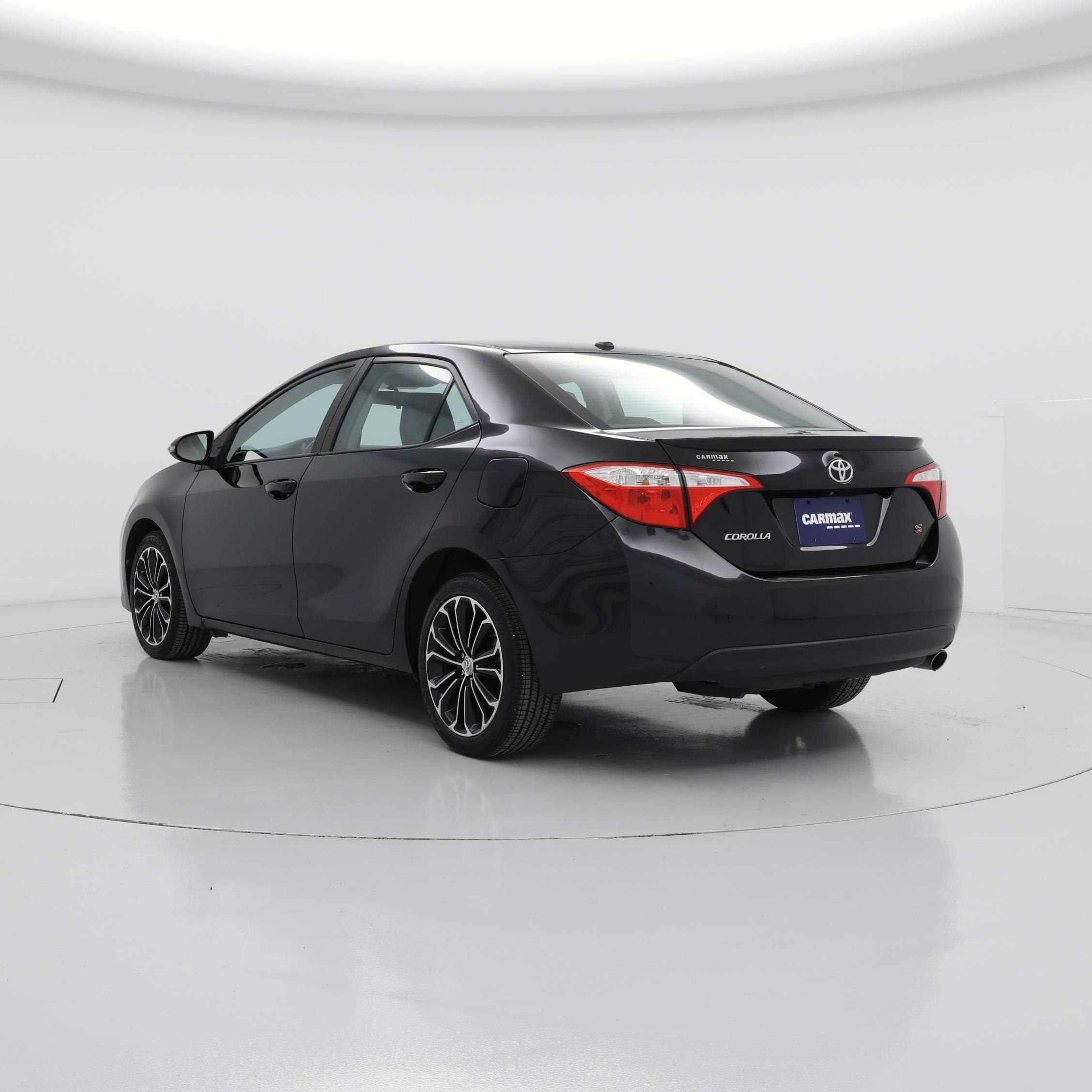 Thumbnail: 2015 Toyota Corolla - 2