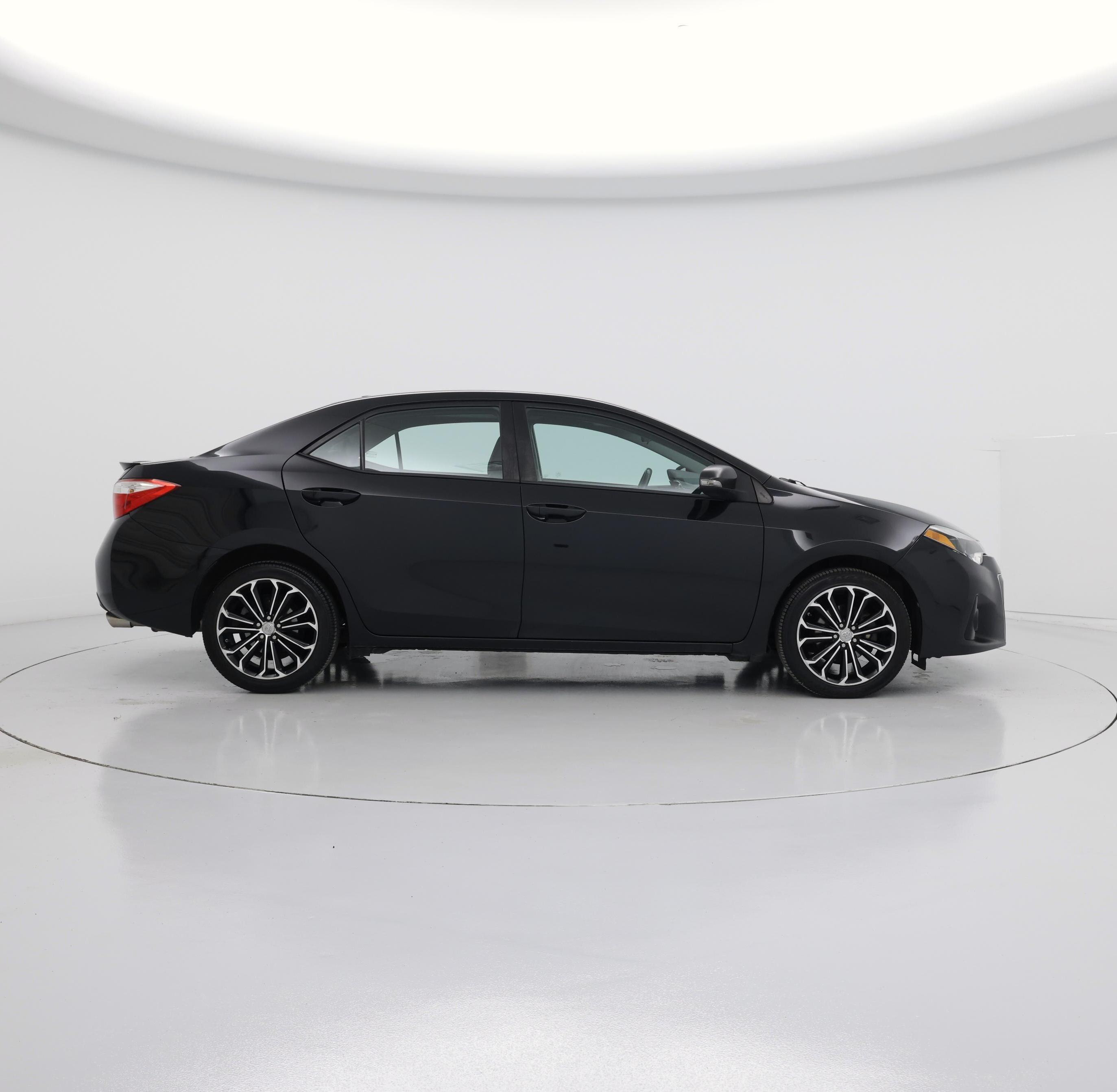 Thumbnail: 2015 Toyota Corolla - 7