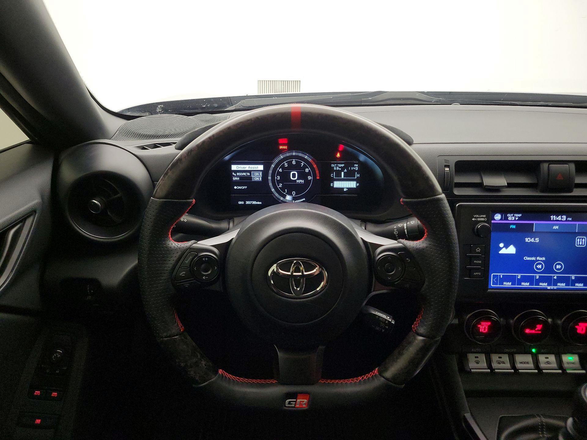 Thumbnail: 2023 Toyota GR86 - 10