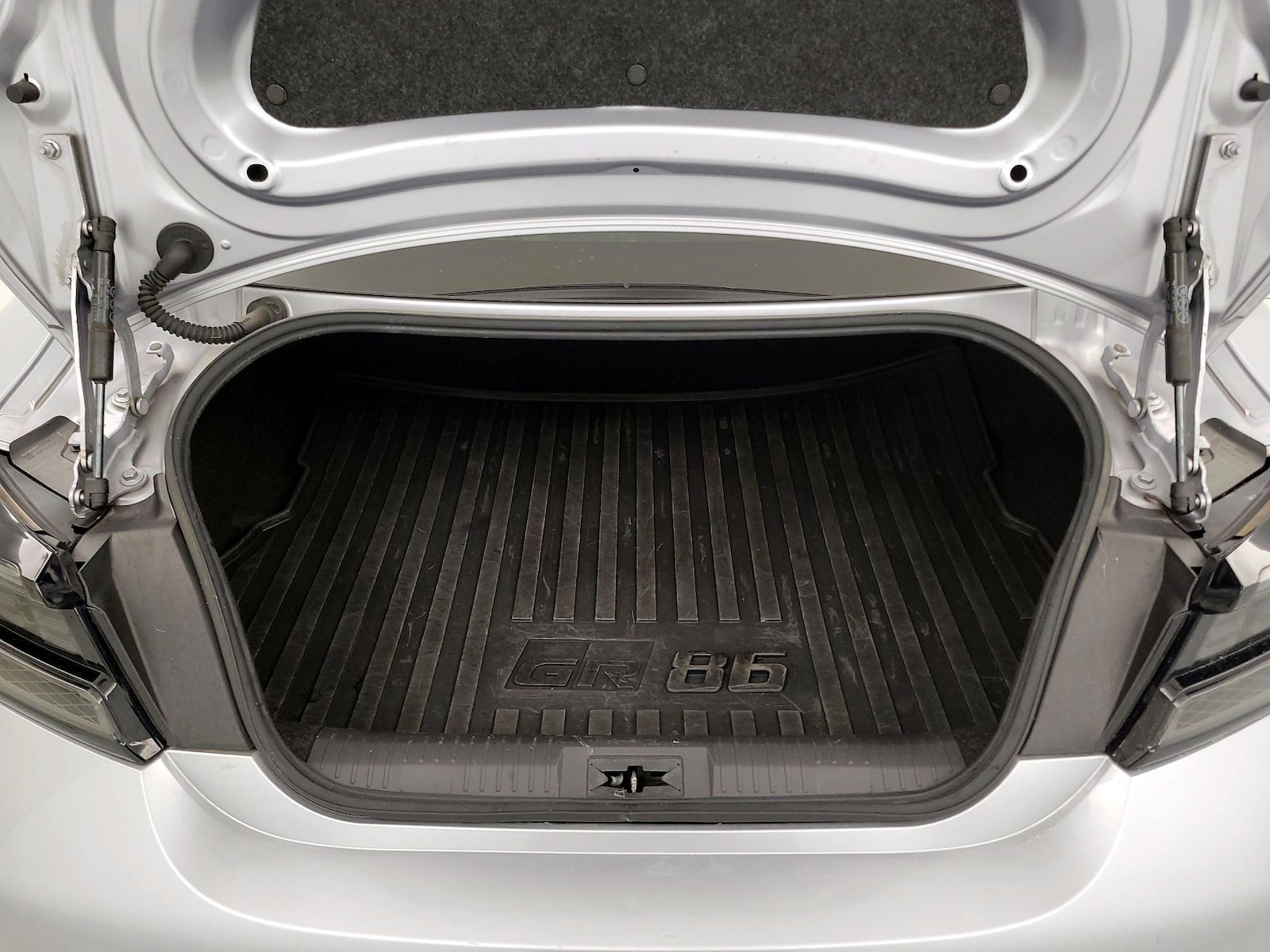 2023 Toyota GR86 Premium - Photo 21