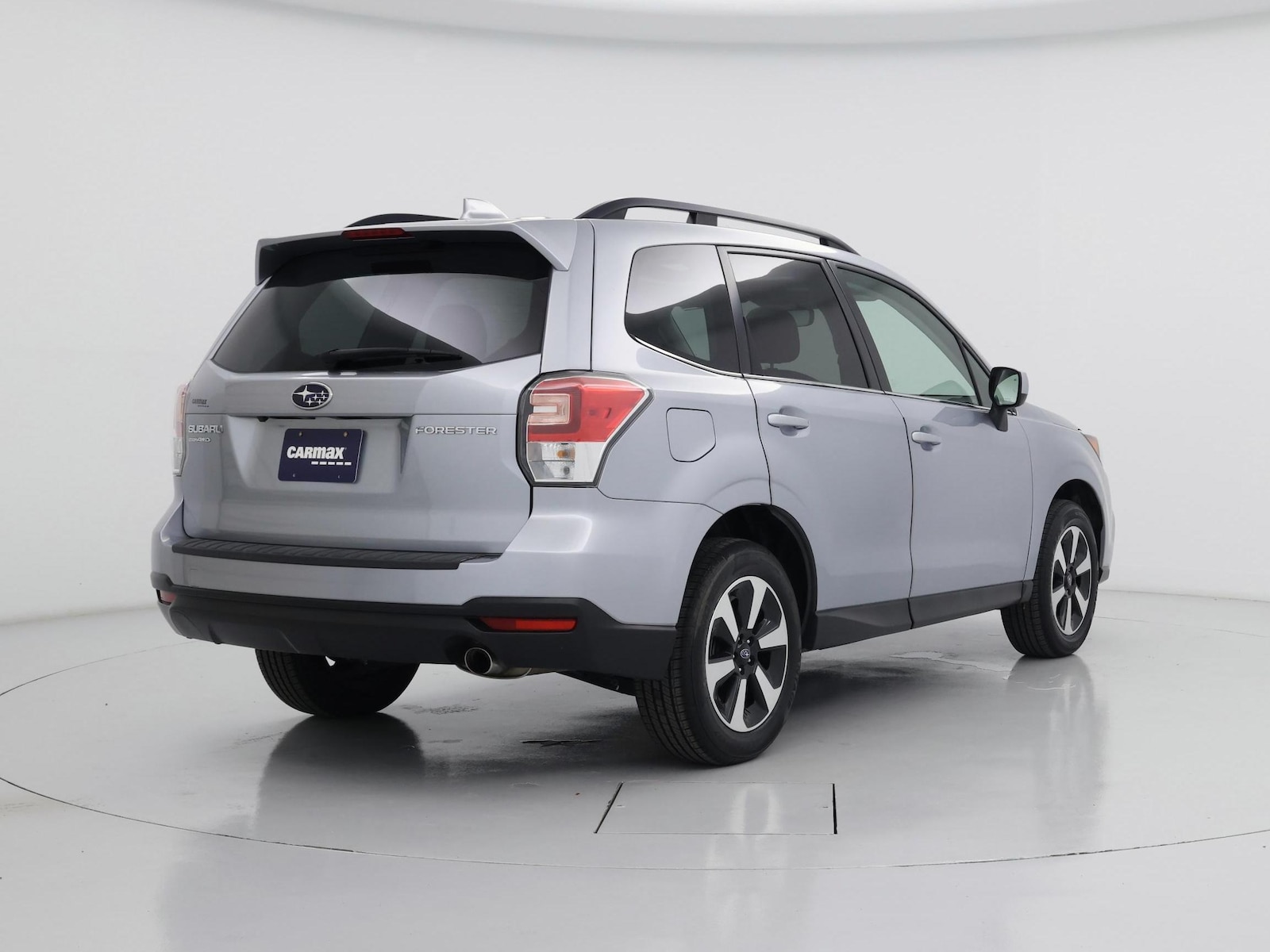 2018 Subaru Forester Limited - Photo 9